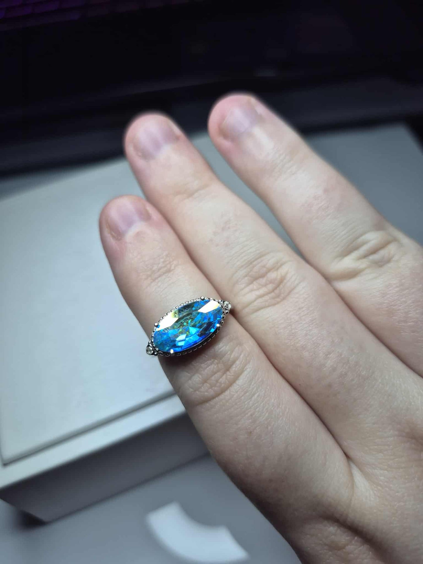 2.66ct Aurora borealis Swarovski Crystal Ring 925 Sterling Silver SIZE M