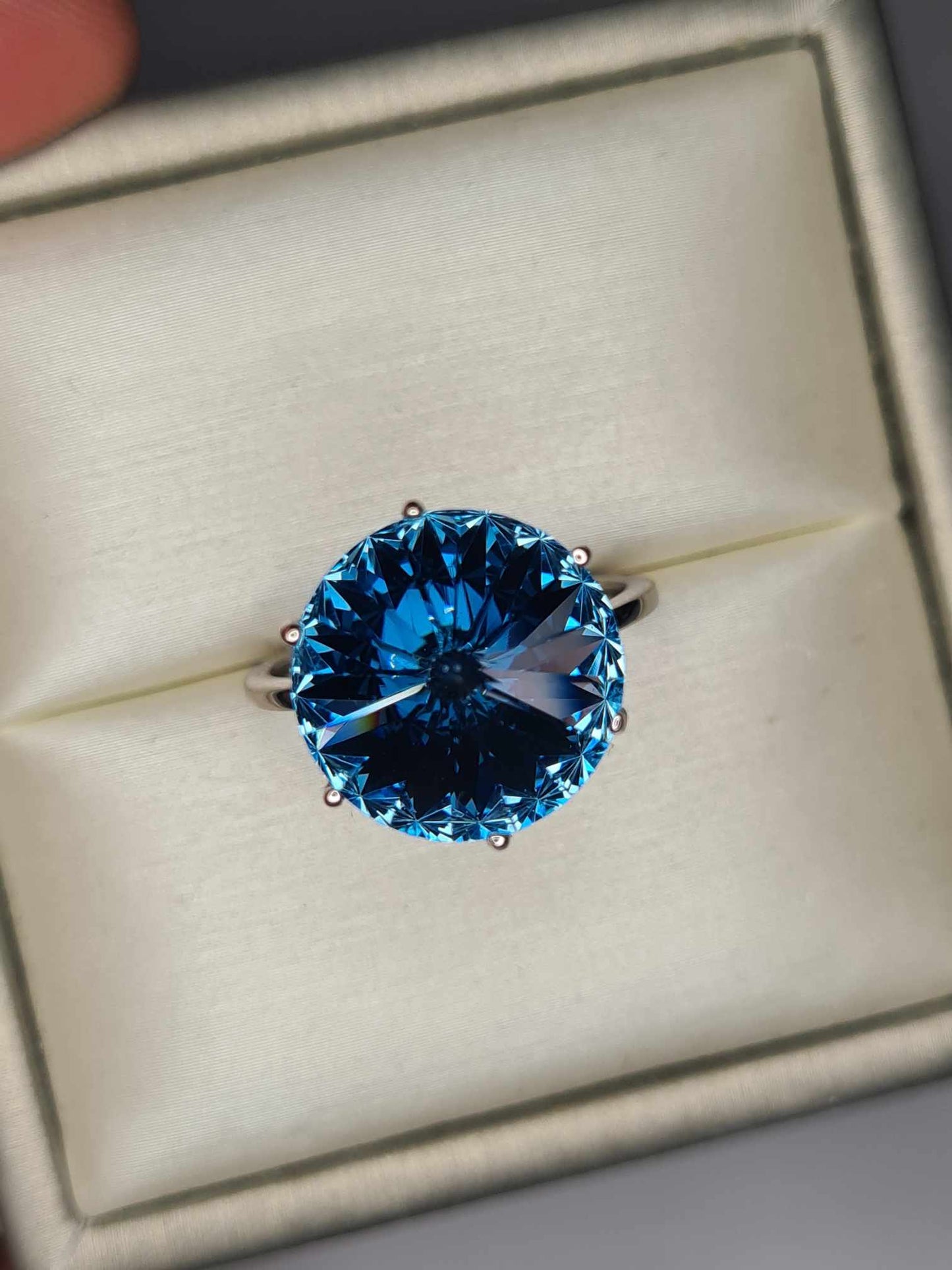 5.600ct Aquamarine Swarovski Crystal Solitaire Ring 925 Sterling Silver SIZE O