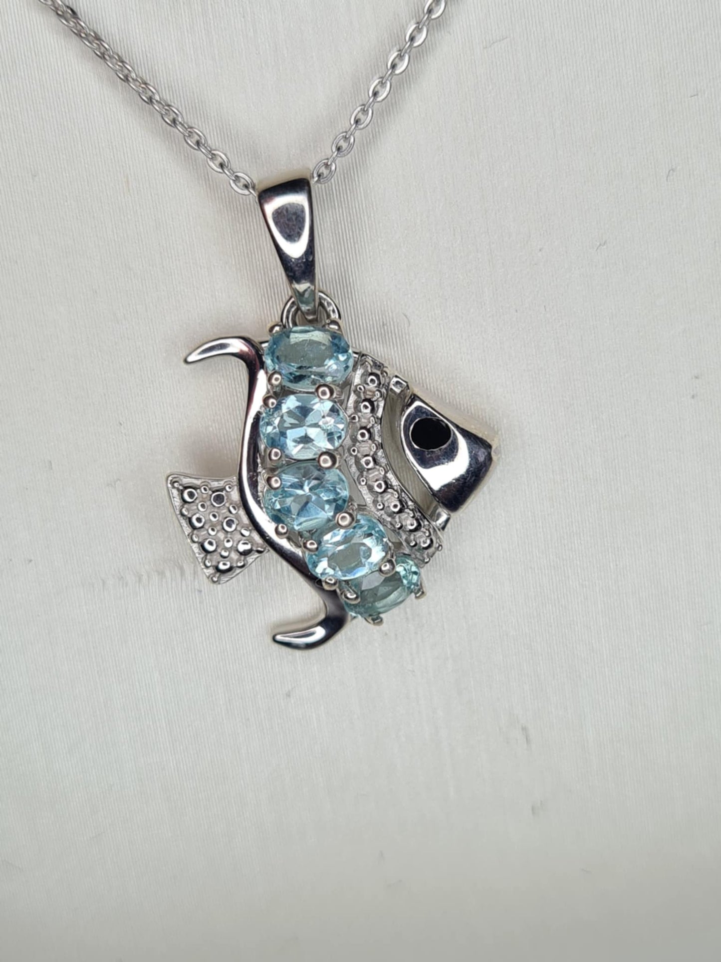 0.950ct. Lagoon Apatite Fish Necklace in Rhodium Overlay 925 Sterling Silver