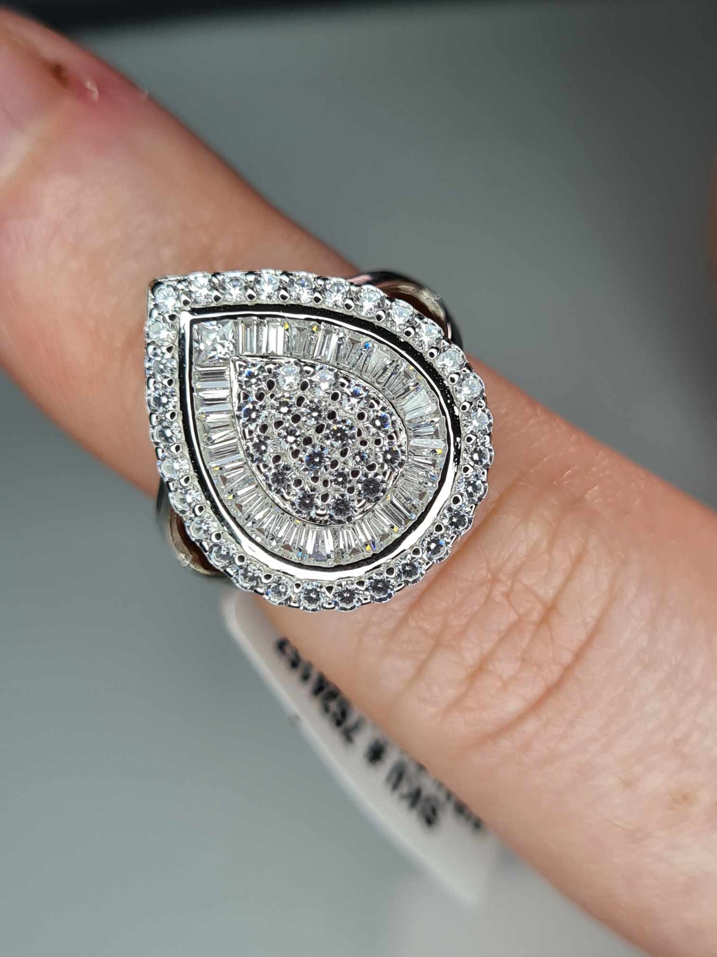 2.360ct Cubic Zirconia Cocktail Ring 925 Sterling Silver SIZE J