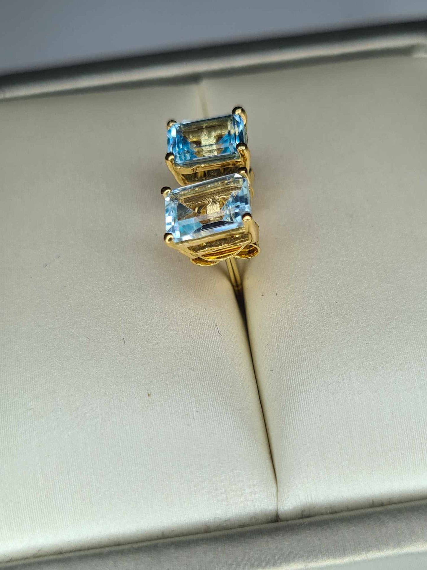 2.73ct Skyblue Topaz Solitaire Earrings in 18K Yellow Gold Overlay 925 Sterling Silver