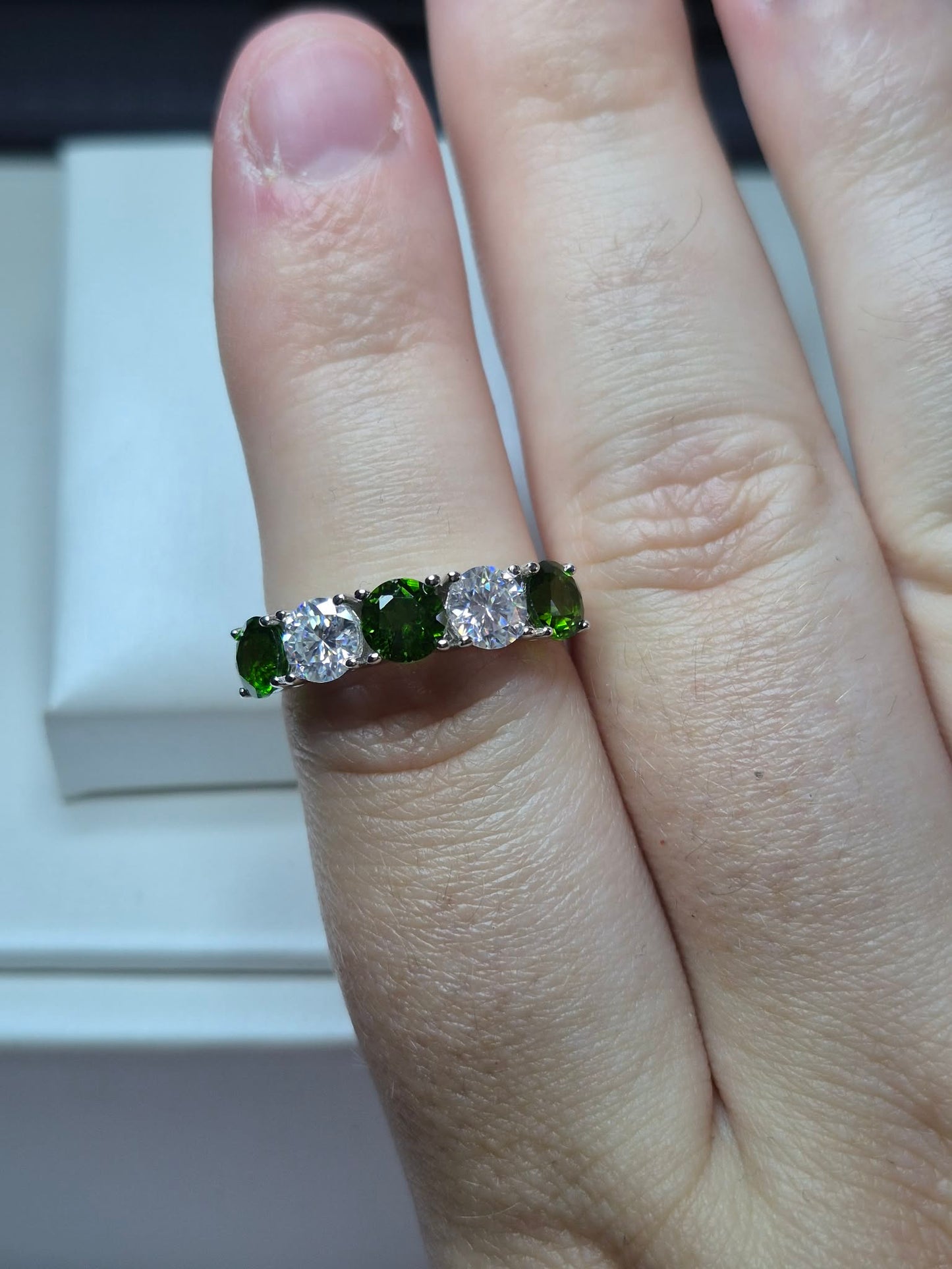 5 Stone Natural Chrome Diopside & Moissanite 5 Stone Ring in 925 Sterling Silver SIZE N