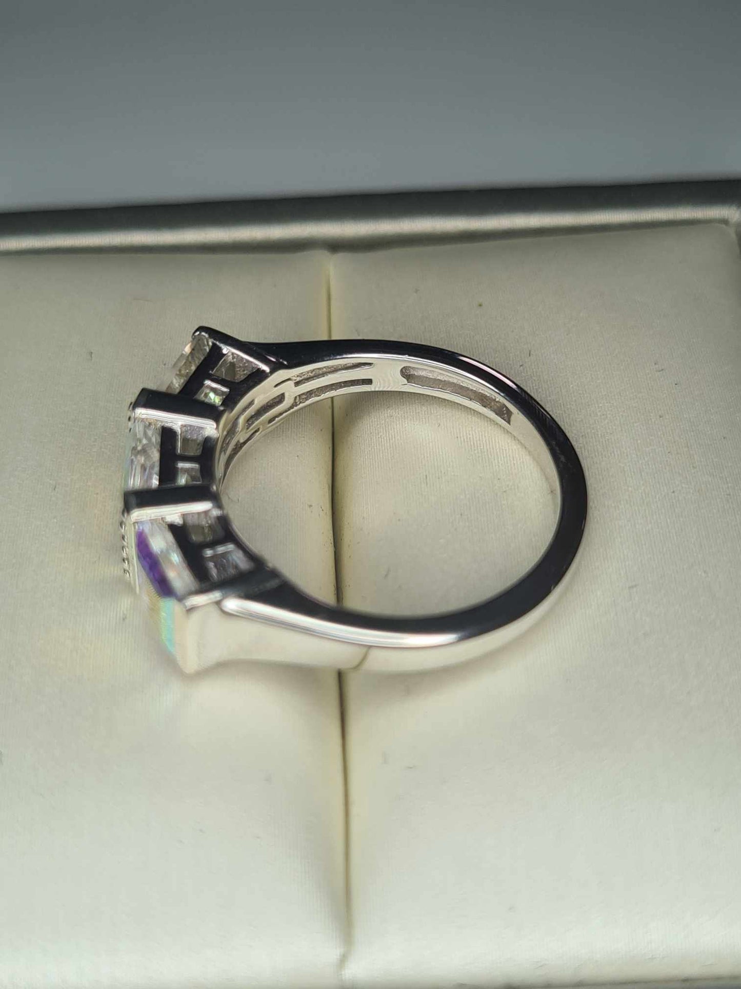 2.601ct Mercury Mystic Topaz Trilogy Ring in Rhodium Overlay 925 Sterling Silver SIZE M