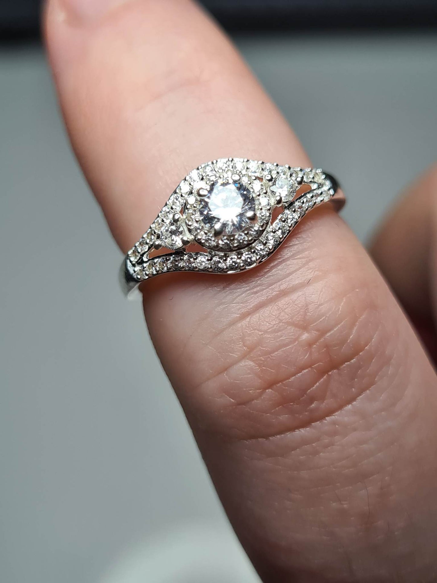 1ct Simulated Diamond Cluster Ring 925 Sterling Silver SIZE K