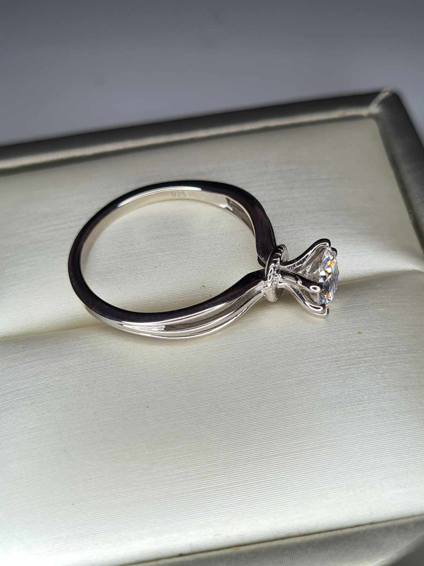 0.722ct. Moissanite Solitaire Ring 925 Sterling Silver Platinum Overlay SIZES L,M,S