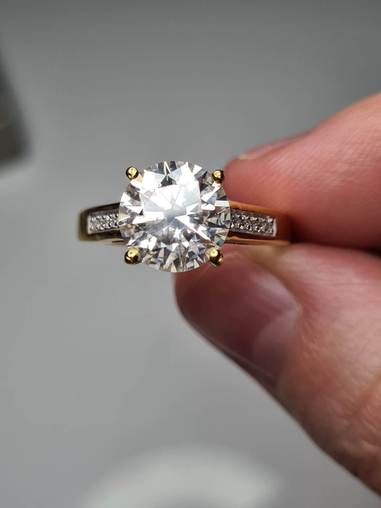 2.61ct Moissanite Ring 18k Gold 925 Sterling Silver SIZE N