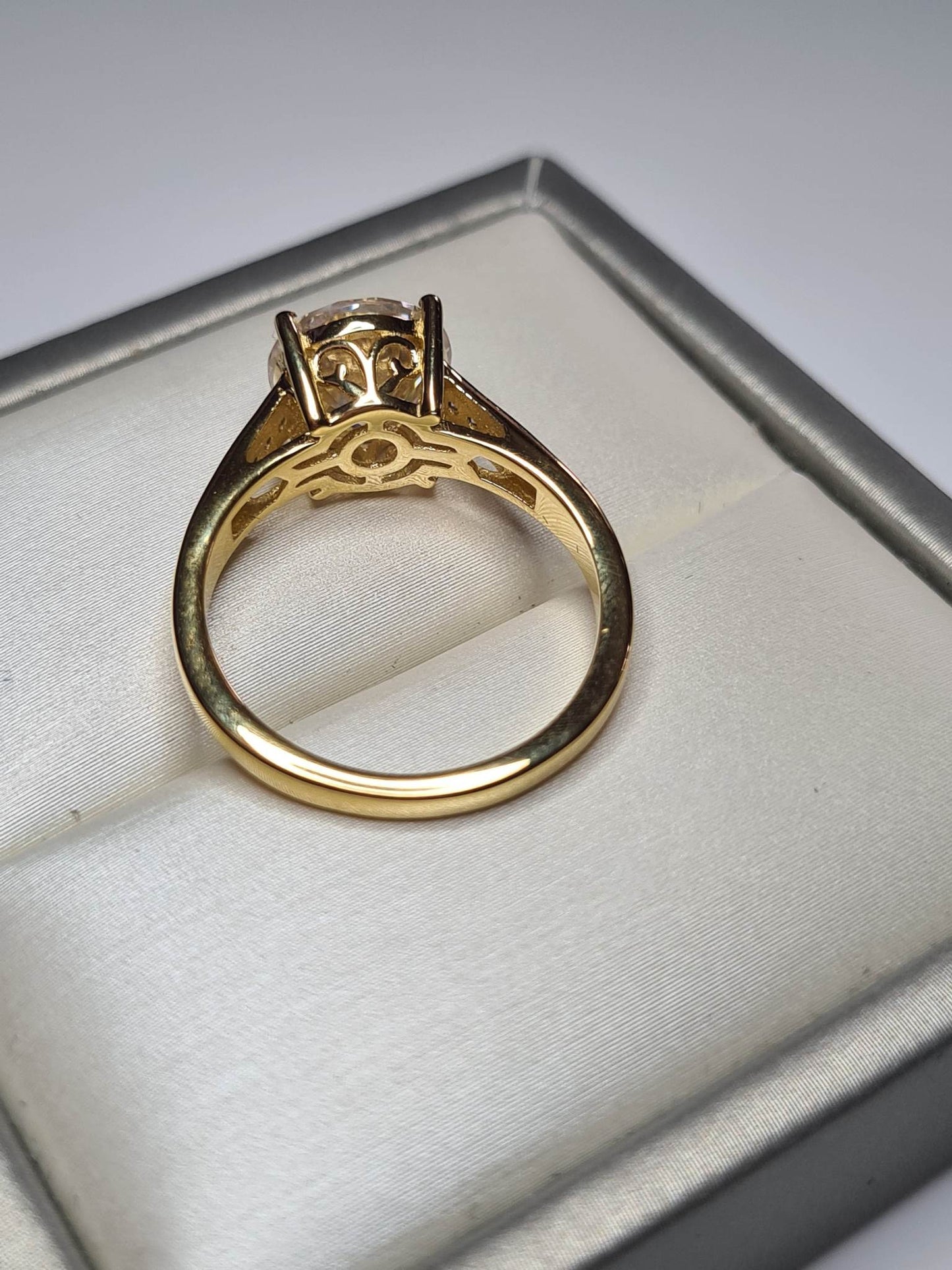 2.61ct Moissanite Ring 18k Gold 925 Sterling Silver SIZE N