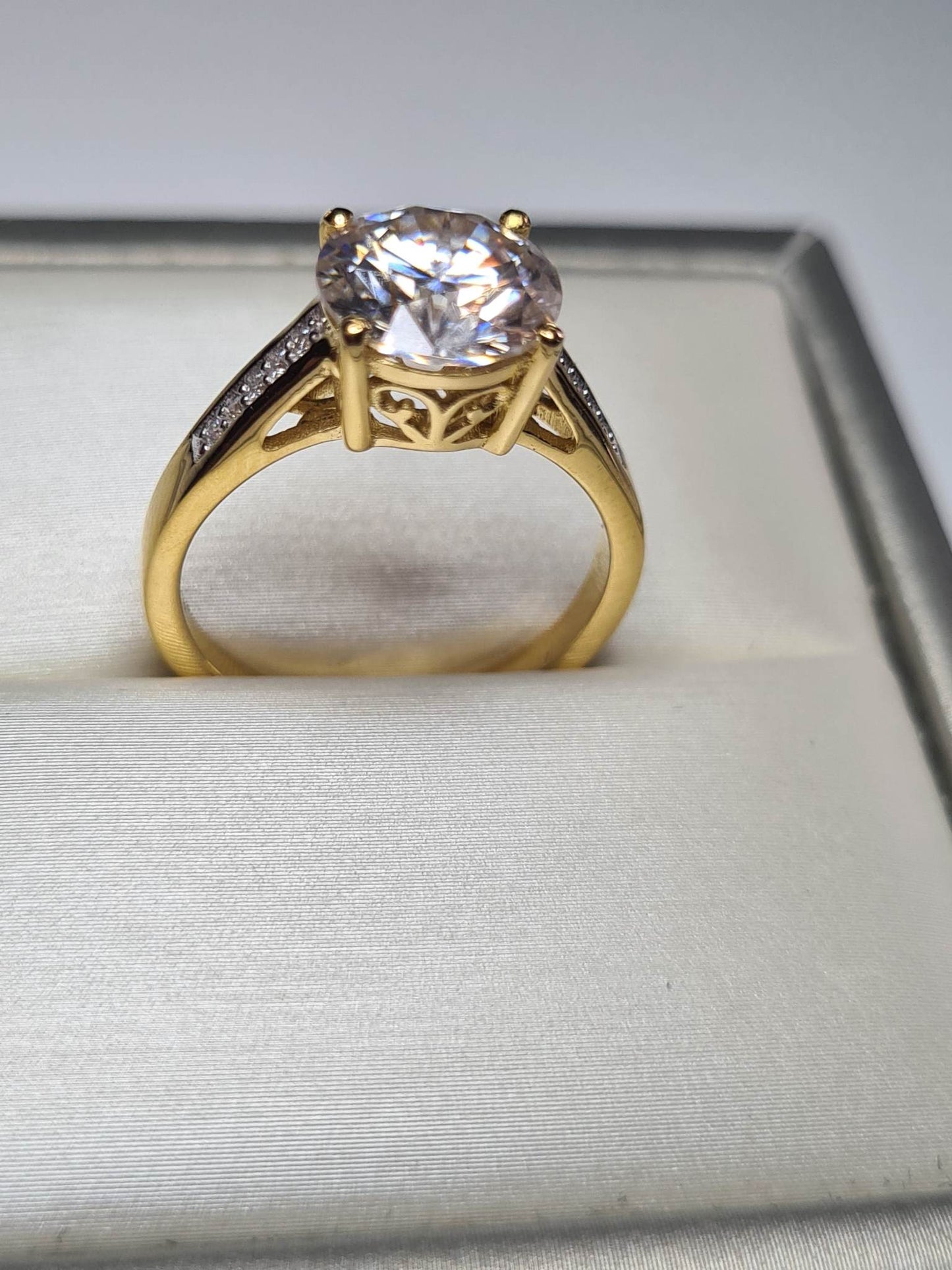 2.61ct Moissanite Ring 18k Gold 925 Sterling Silver SIZE N