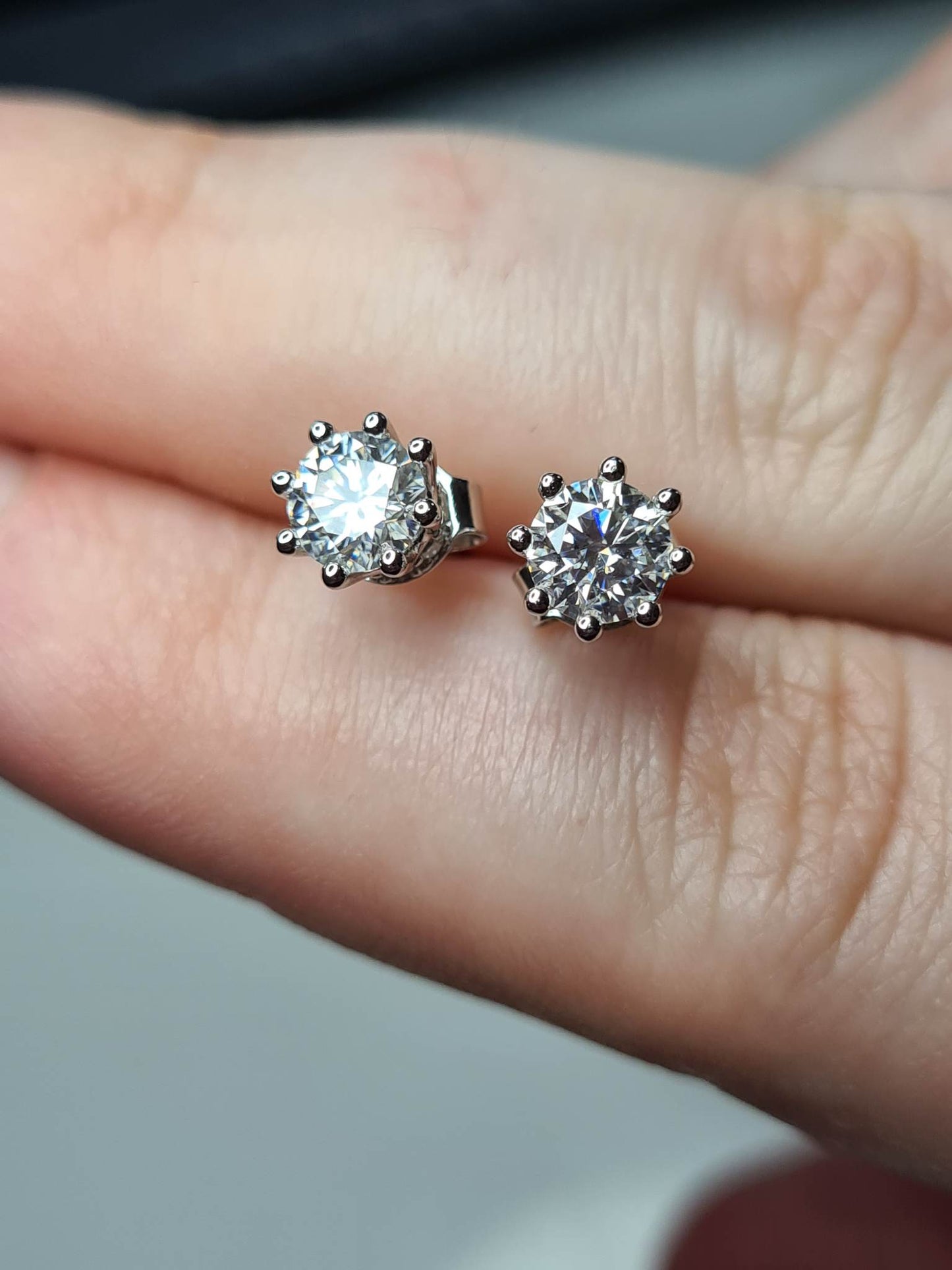 1.060ct Moissanite Halo Stud Earrings 925 Sterling Silver