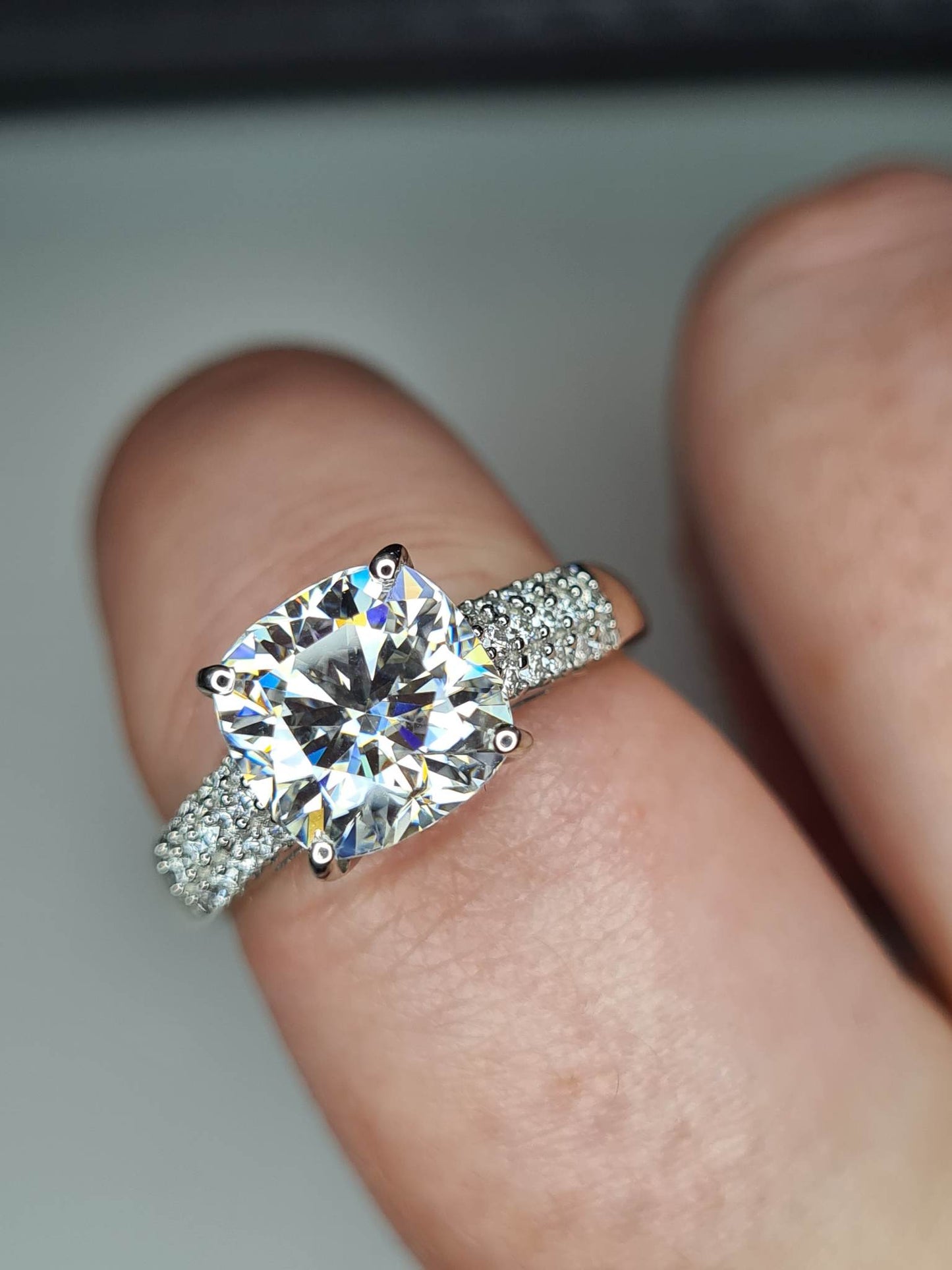 3.787ct Cushion Cut Moissanite Ring 925 sterling silver SIZE M