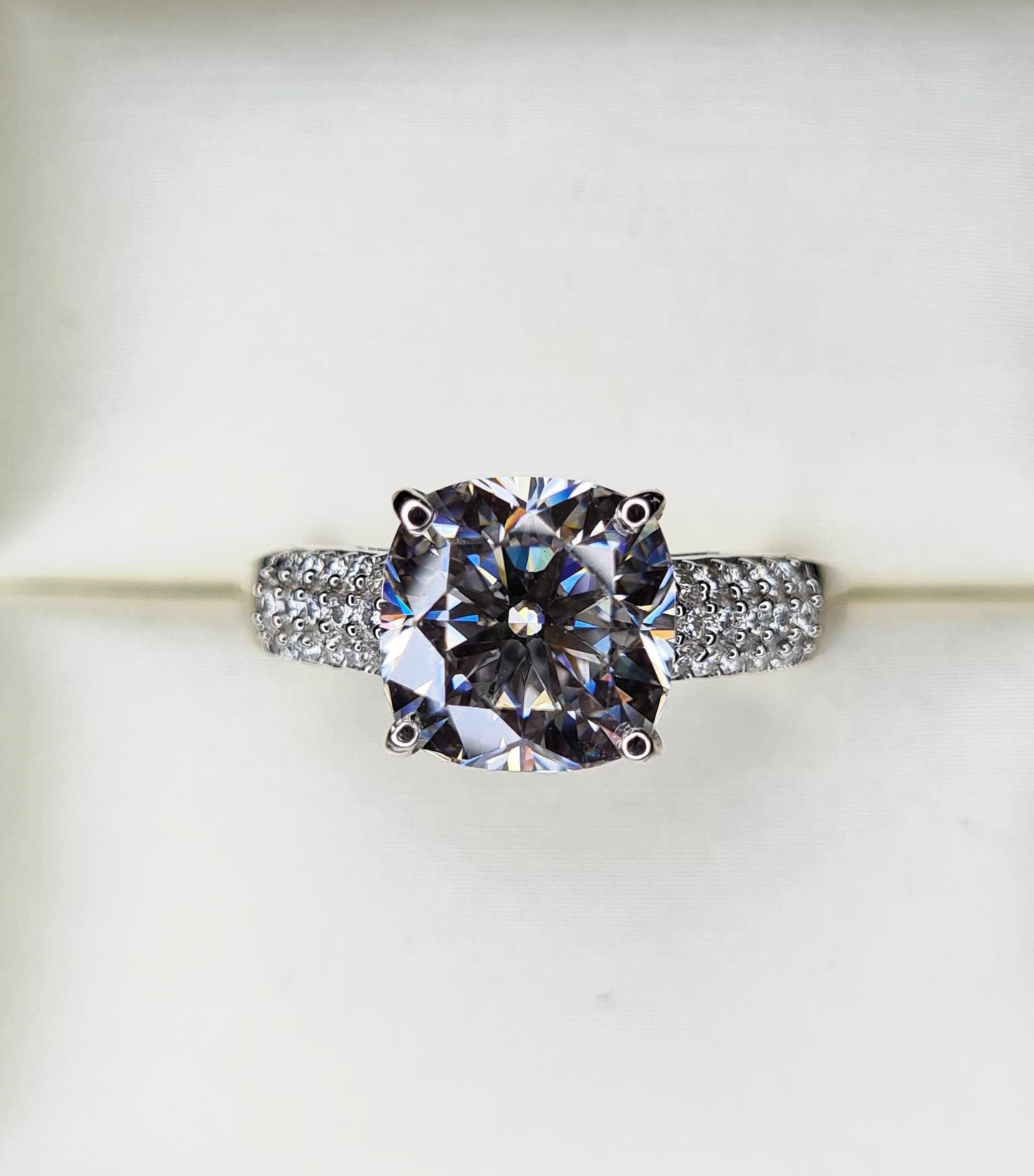 3.787ct Cushion Cut Moissanite Ring 925 sterling silver SIZE M