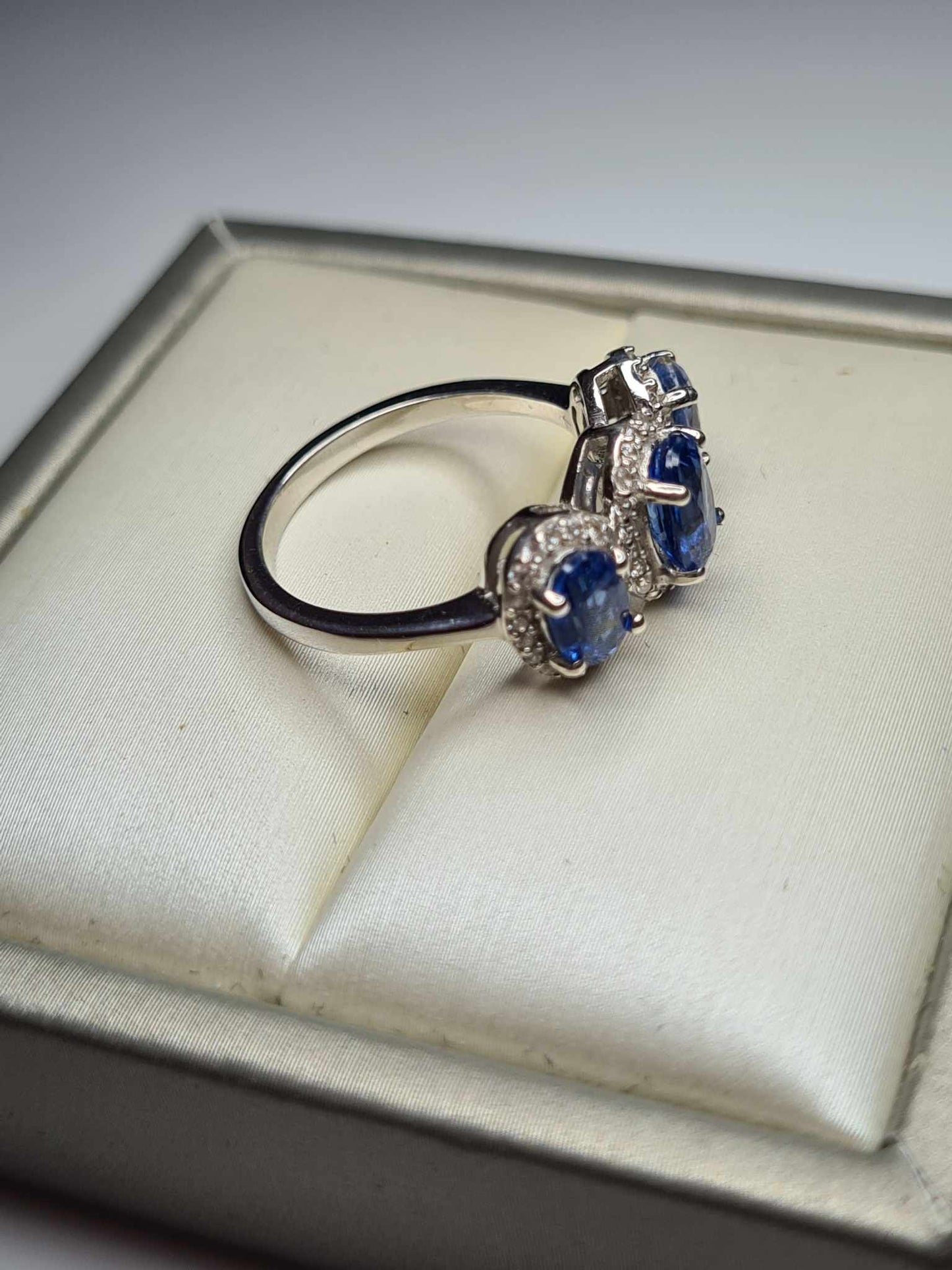 2.30ct Natural Kashmir Blue Kyanite and Natural Zircon Ring 925 Sterling Silver SIZES K, L