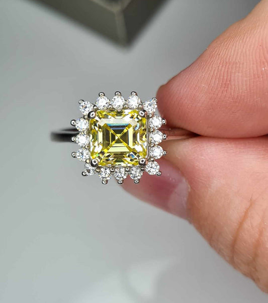 2.07ct Canary Moissanite Ring in 925 Sterling Silver SIZE P