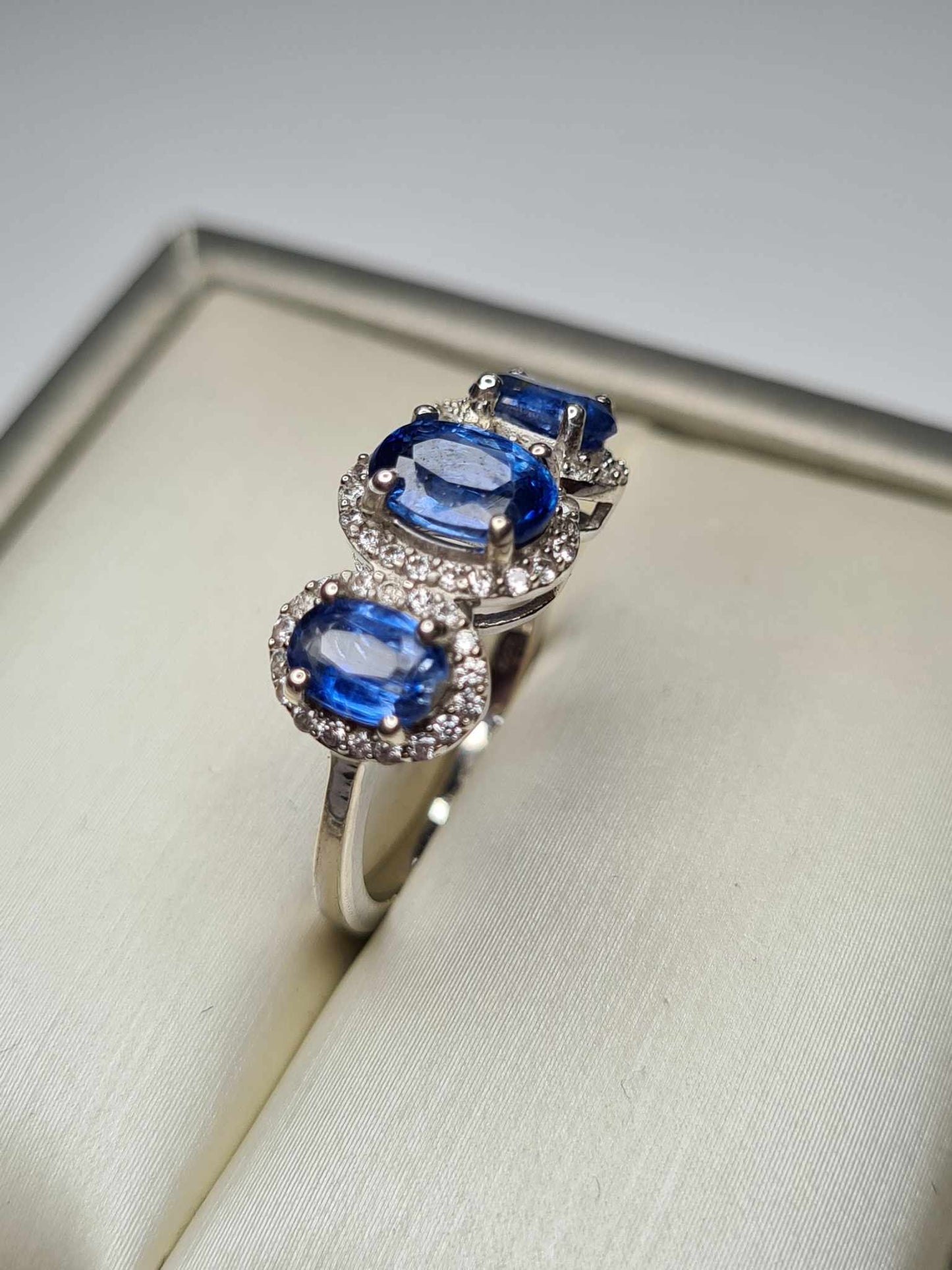 2.30ct Natural Kashmir Blue Kyanite and Natural Zircon Ring 925 Sterling Silver SIZES K, L