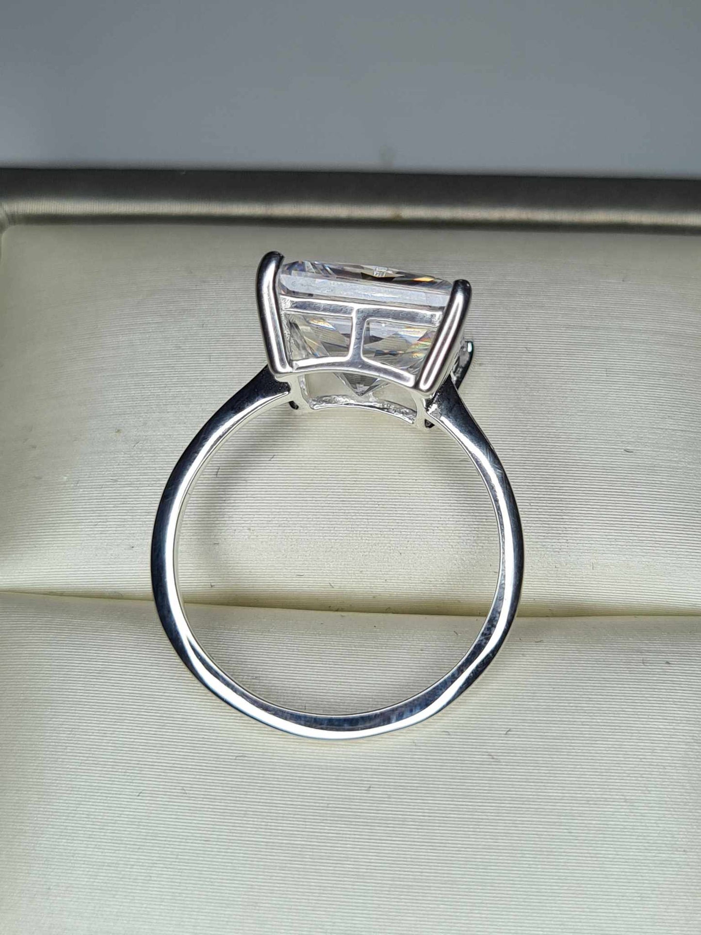 9.27 Ct Swarovski Zirconia Square Cut Solitaire Ring 925 Sterling Silver SIZE N