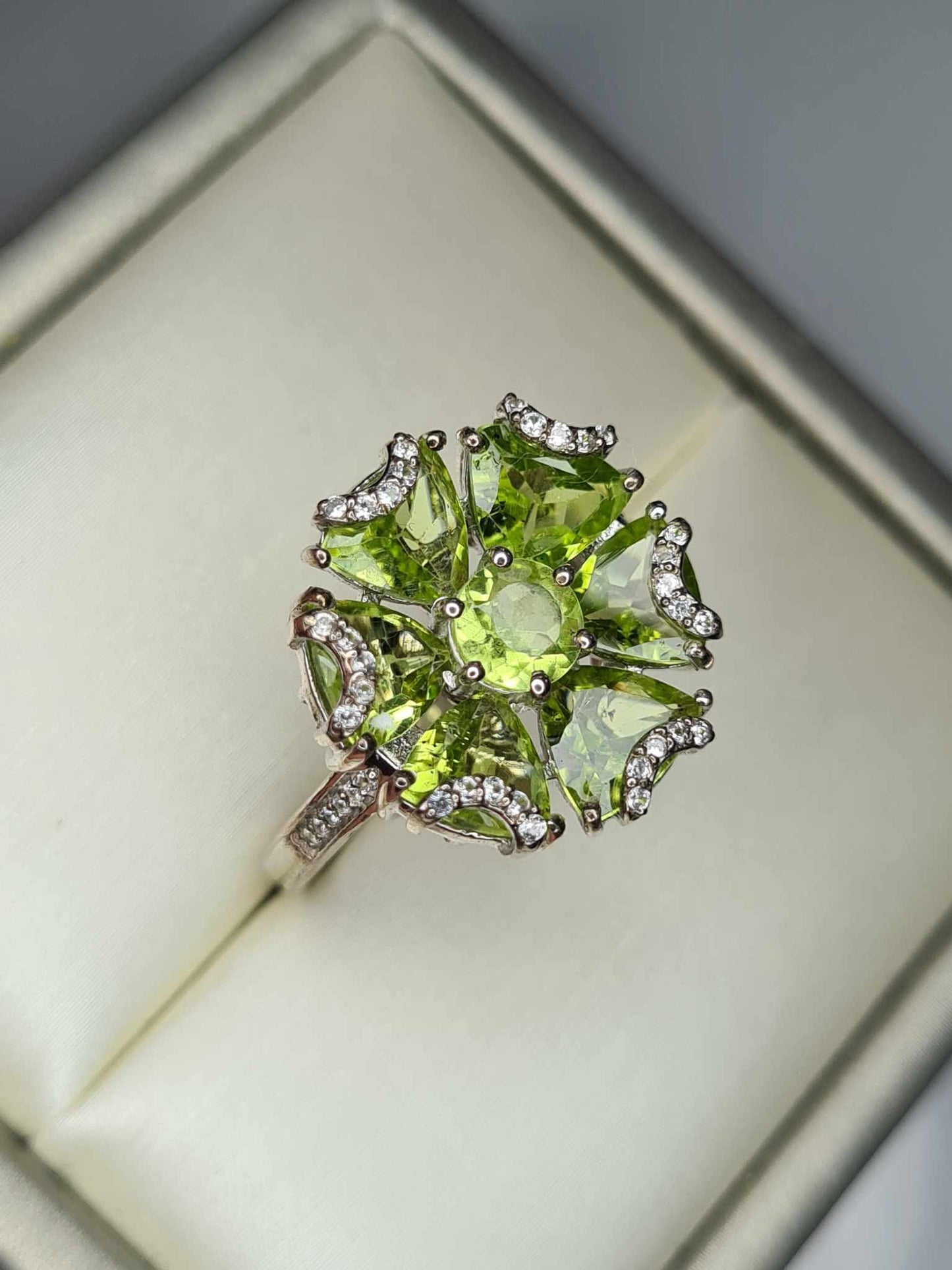 5.22ct Floral Natural Hebei Peridot & Cambodian Zircon Ring 925 Sterling Silver SIZE N