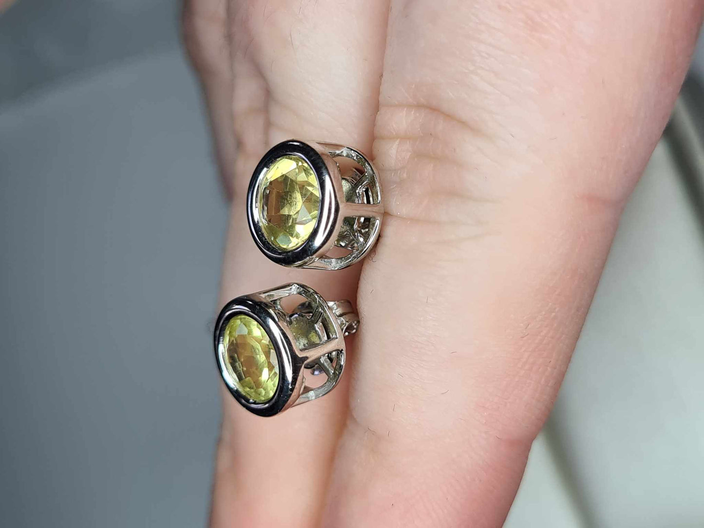 2.31ct Ouro Verde Quartz Solitaire Stud Earrings in Platinum Overlay Sterling Silver
