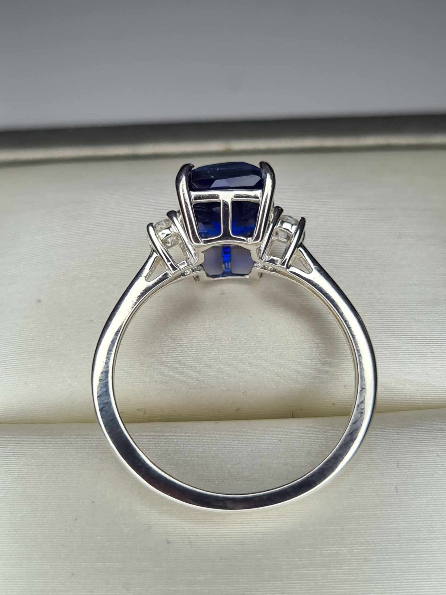 2.55ct Ceylon Colour Quartz and Natural Zircon Ring in Sterling Silver SIZE M