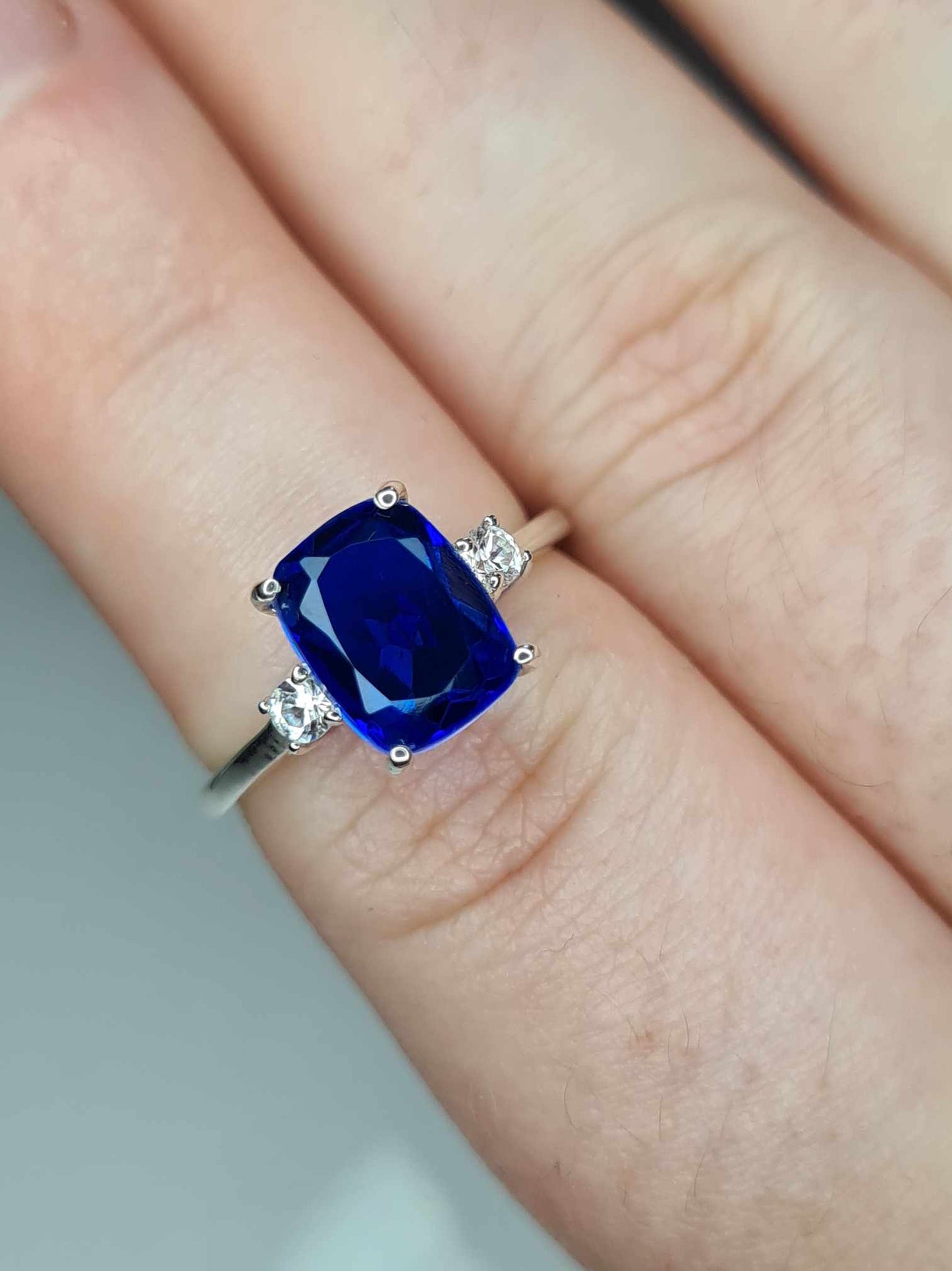 2.55ct Ceylon Colour Quartz and Natural Zircon Ring in Sterling Silver SIZE M