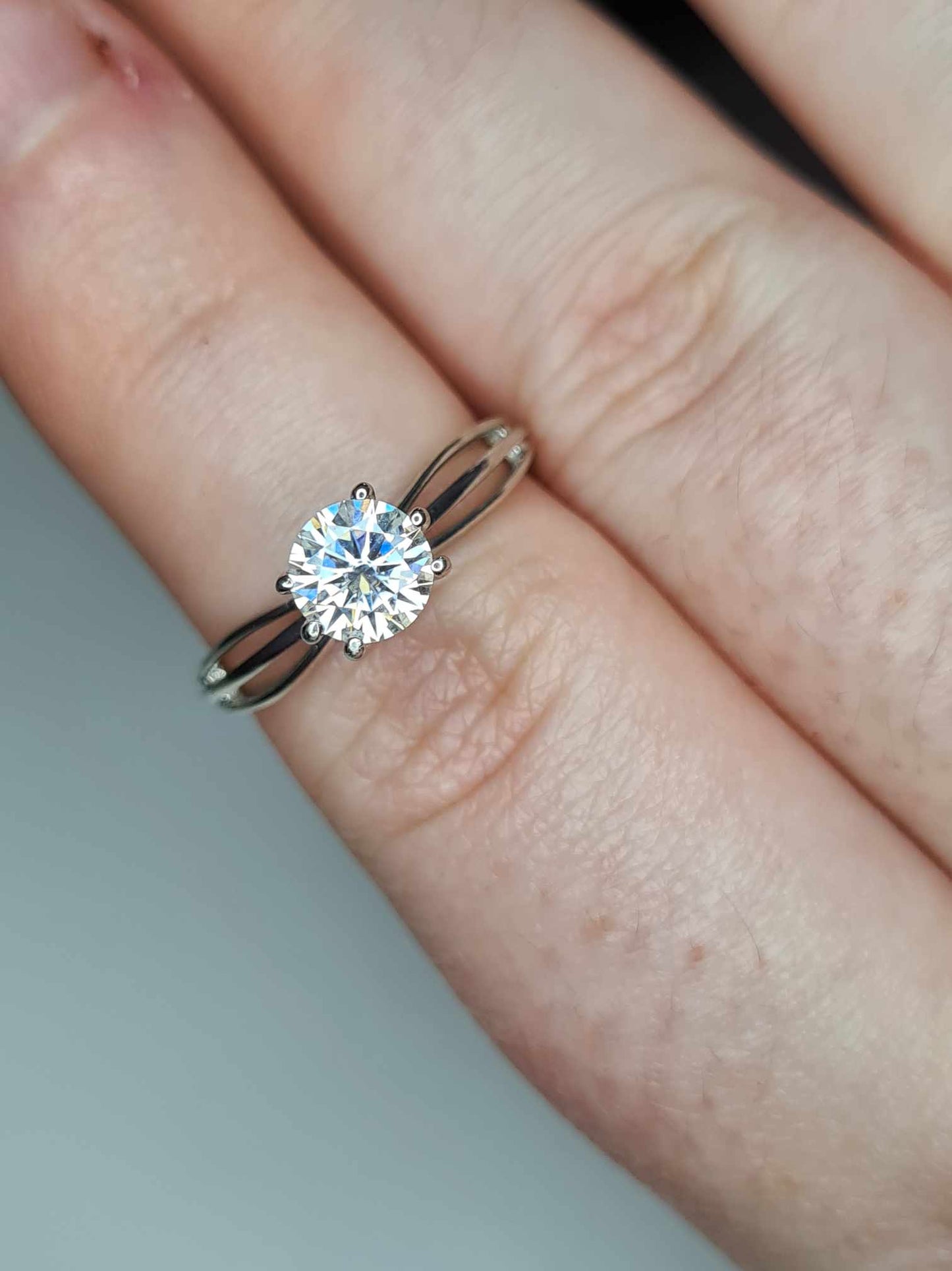 0.722ct. Moissanite Solitaire Ring 925 Sterling Silver Platinum Overlay SIZES L,M,S