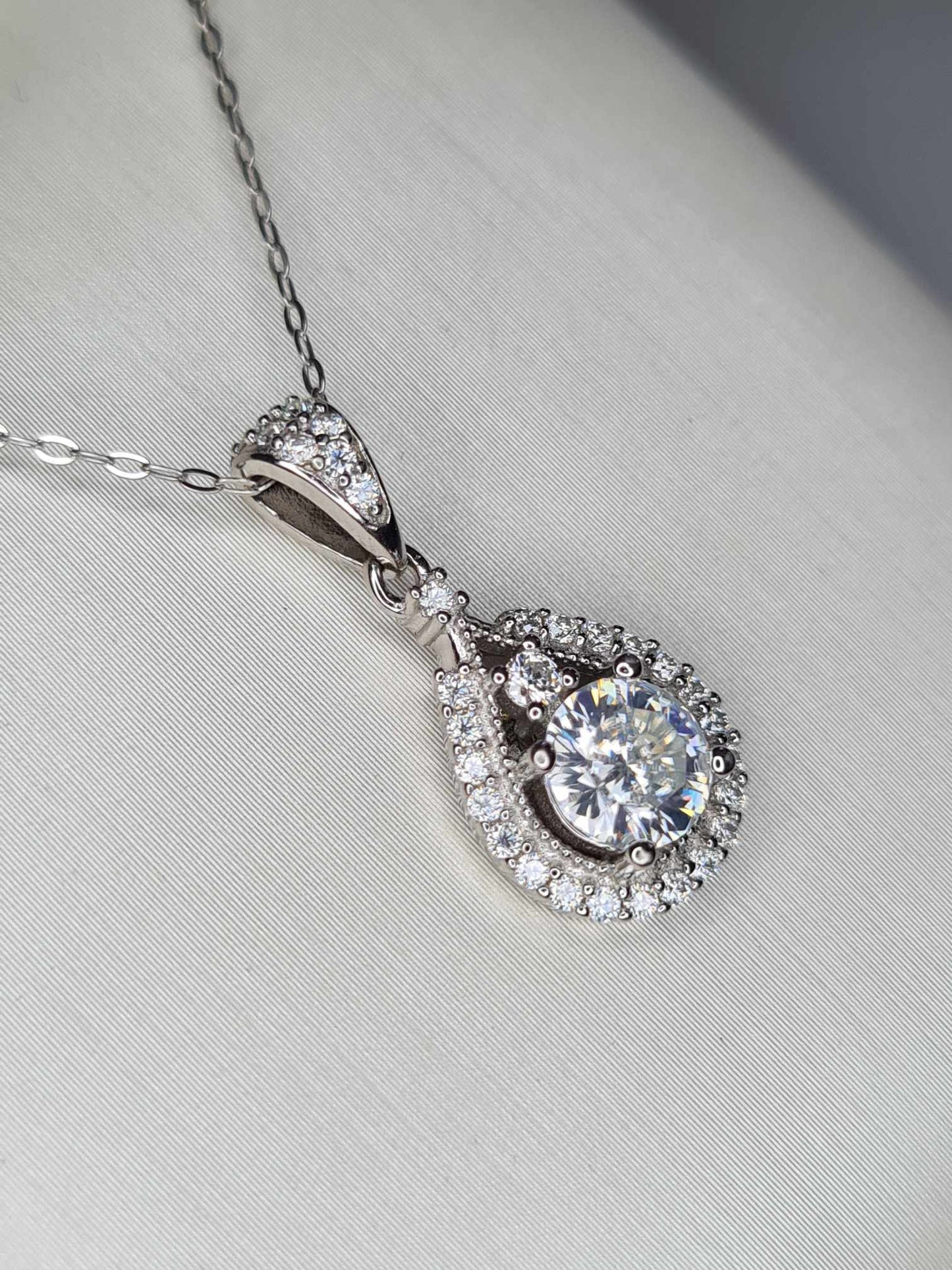 1.08ct Moissanite Necklace in Rhodium Overlay 925 Sterling Silver