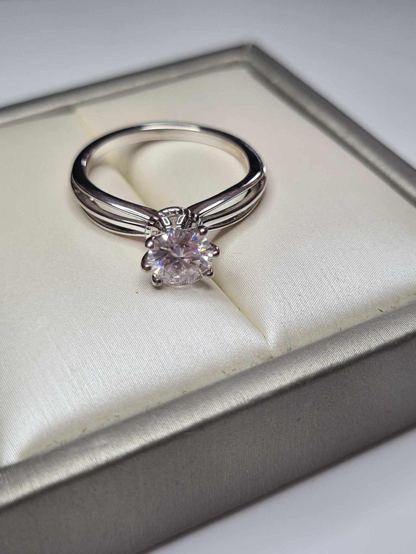 0.722ct. Moissanite Solitaire Ring 925 Sterling Silver Platinum Overlay SIZES L,M,S