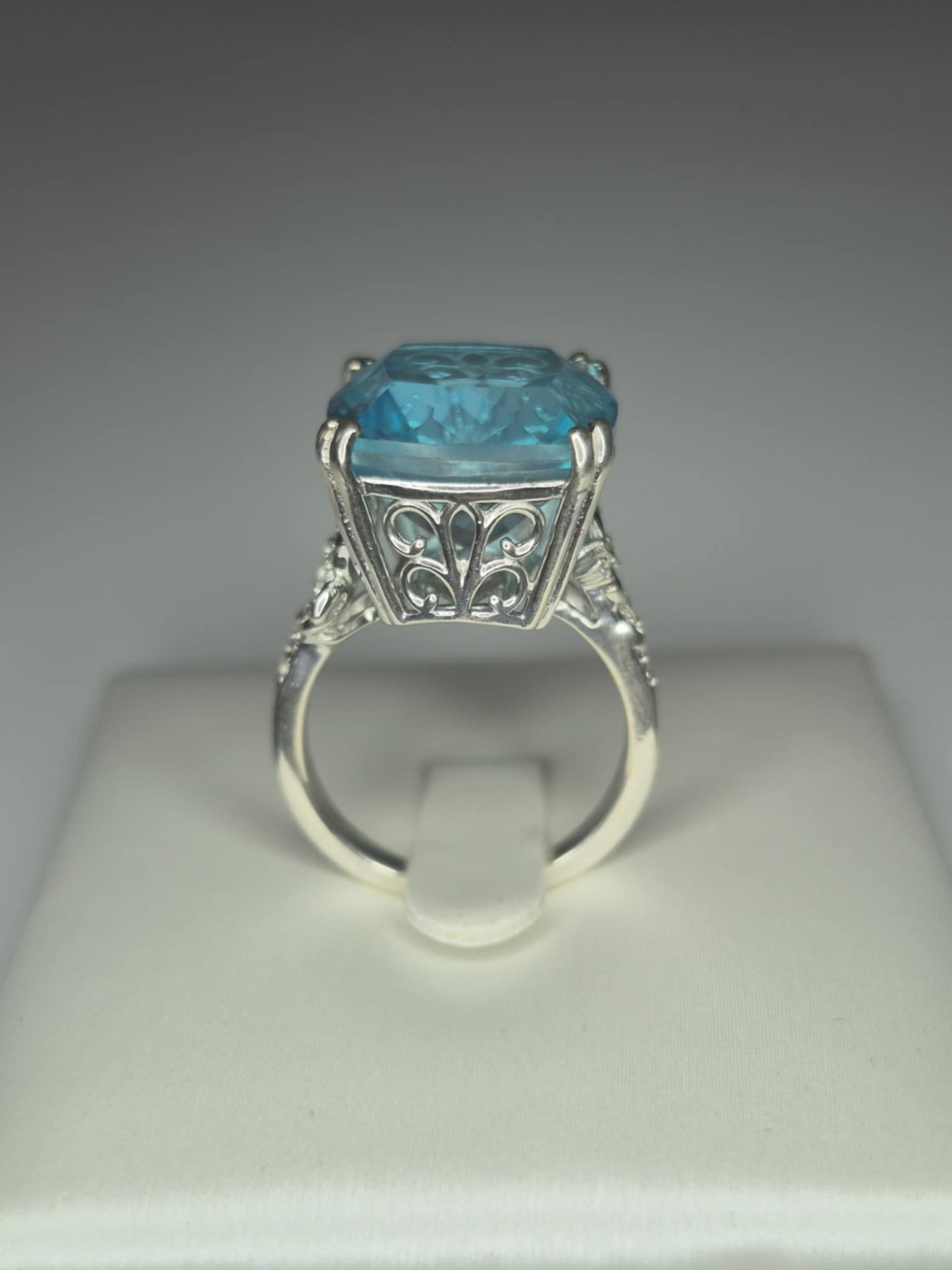 11.37ct Radiant Glacier Quartz & White Zircon Solitaire Ring in Rhodium Overlay 925 Sterling Silver SIZE L