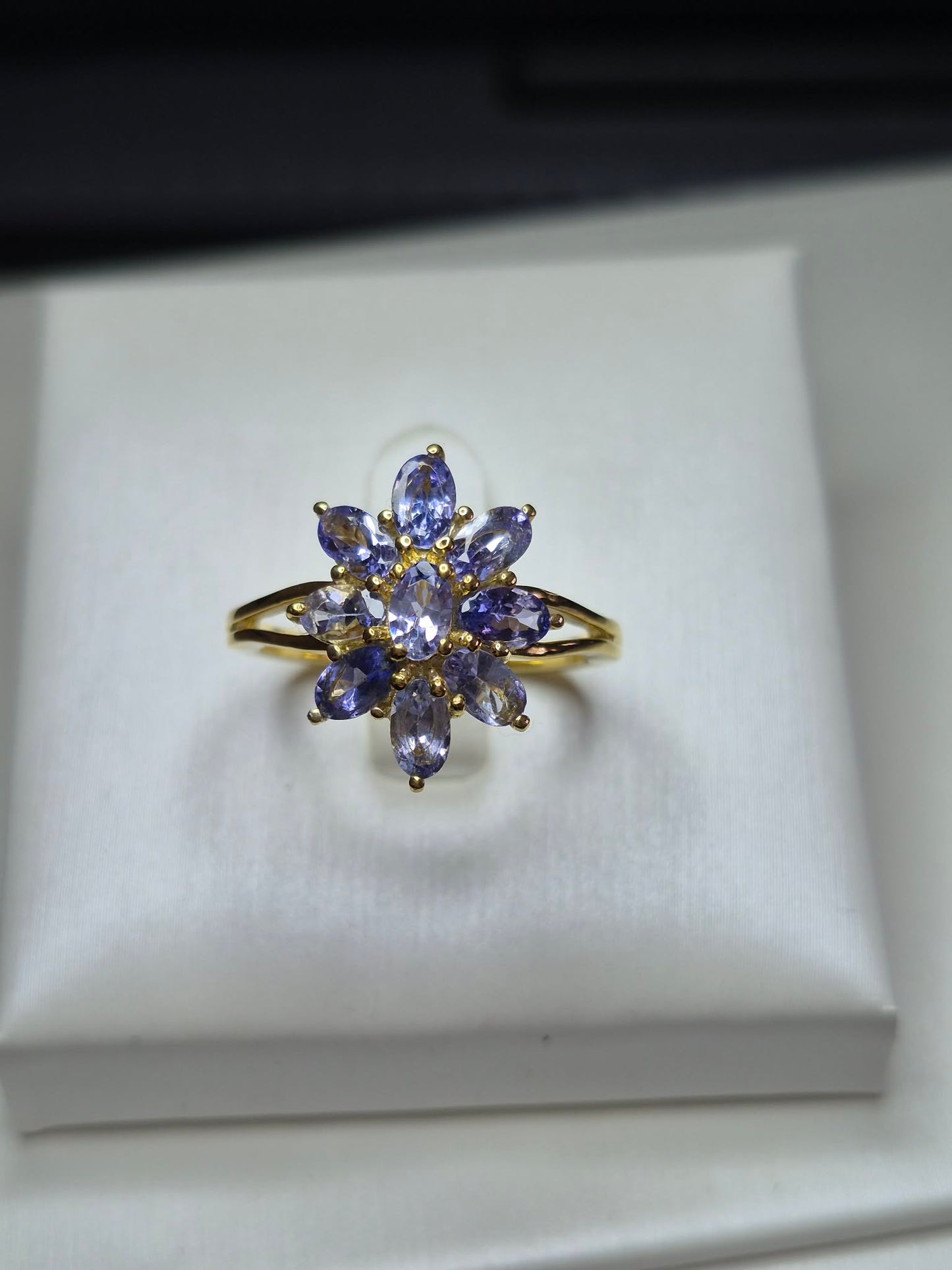 2.12ct Tanzanite Floral Ring in Yellow Gold Plated 925 Sterling Silver SIZE O