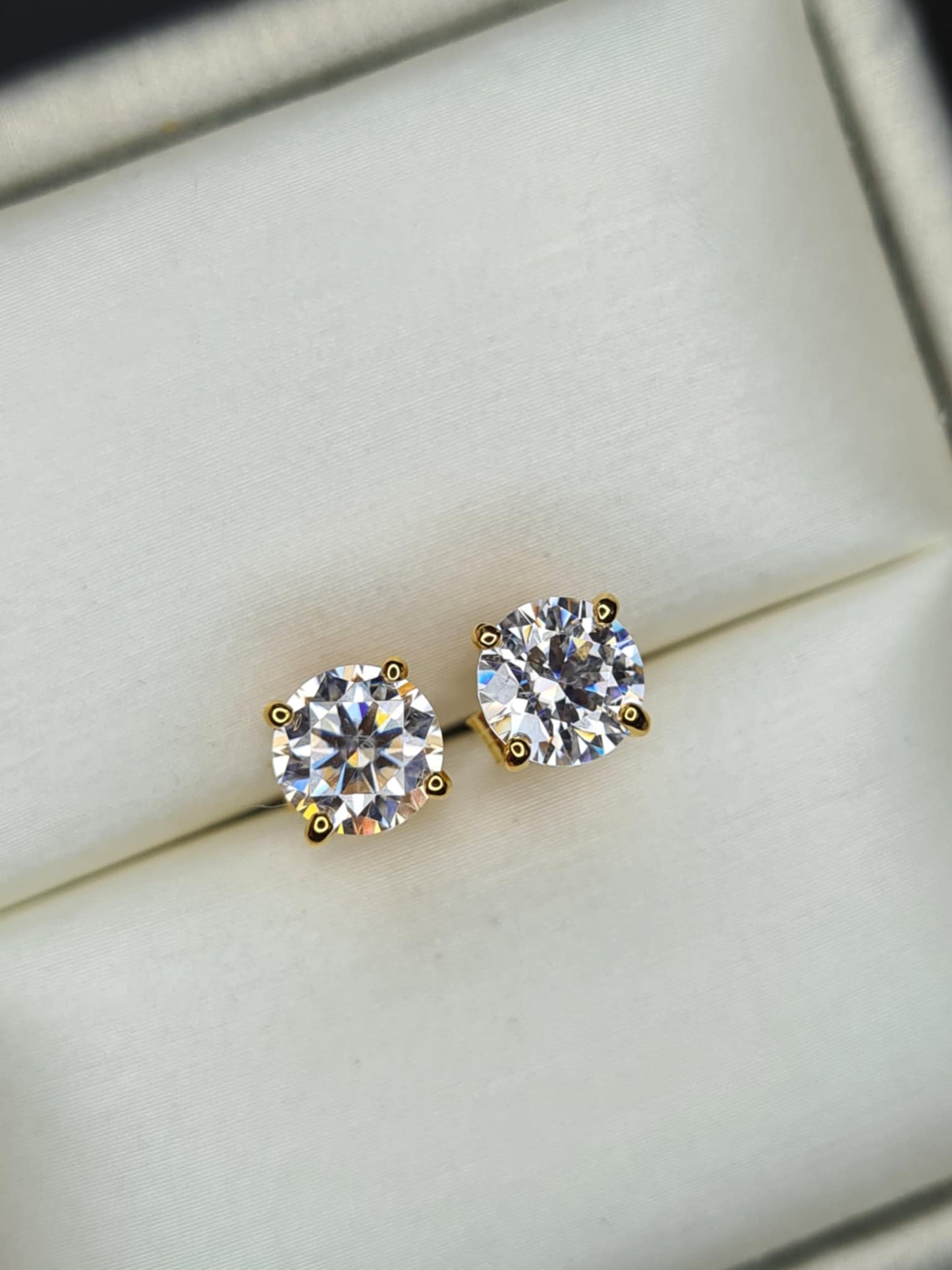 1.50ct Moissanite Solitaire stud Earring 18k Gold Overlay 925 Sterling Silver