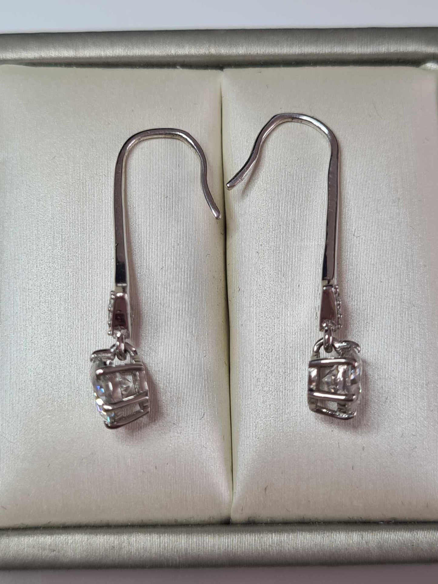 1.52ct Moissanite Drop Earrings in Rhodium Overlay 925 Sterling Silver