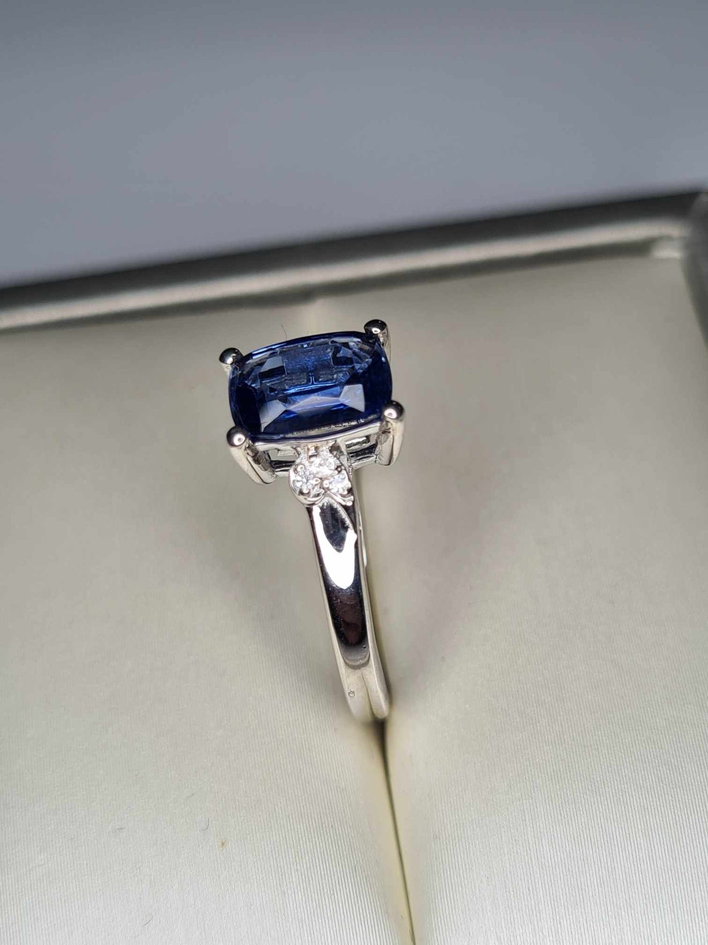 1.80ct Natural Himalayan Kyanite & Natural Zircon Ring in Platinum Overlay 925 Sterling Silver SIZE M