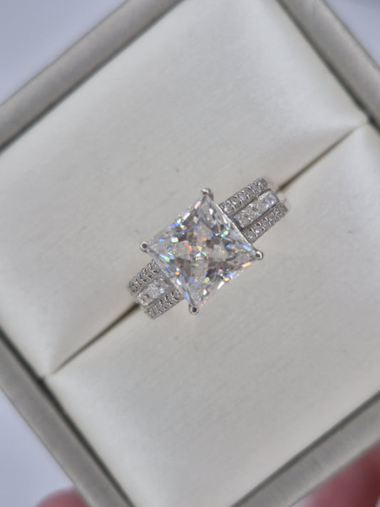 3.21ct Princess Cut Moissanite Ring in Rhodium Overlay 925 Sterling Silver SIZE N