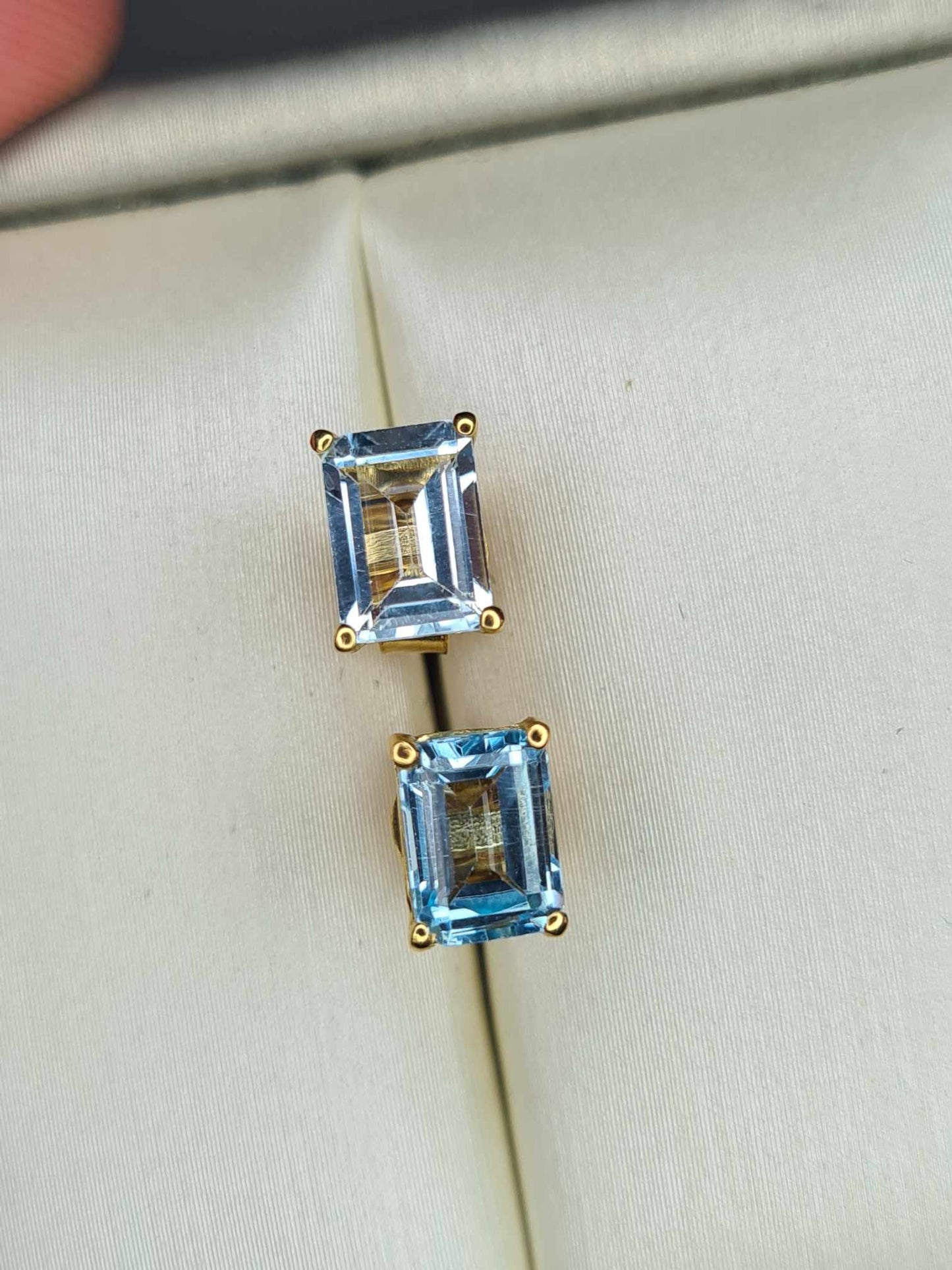 2.73ct Skyblue Topaz Solitaire Earrings in 18K Yellow Gold Overlay 925 Sterling Silver