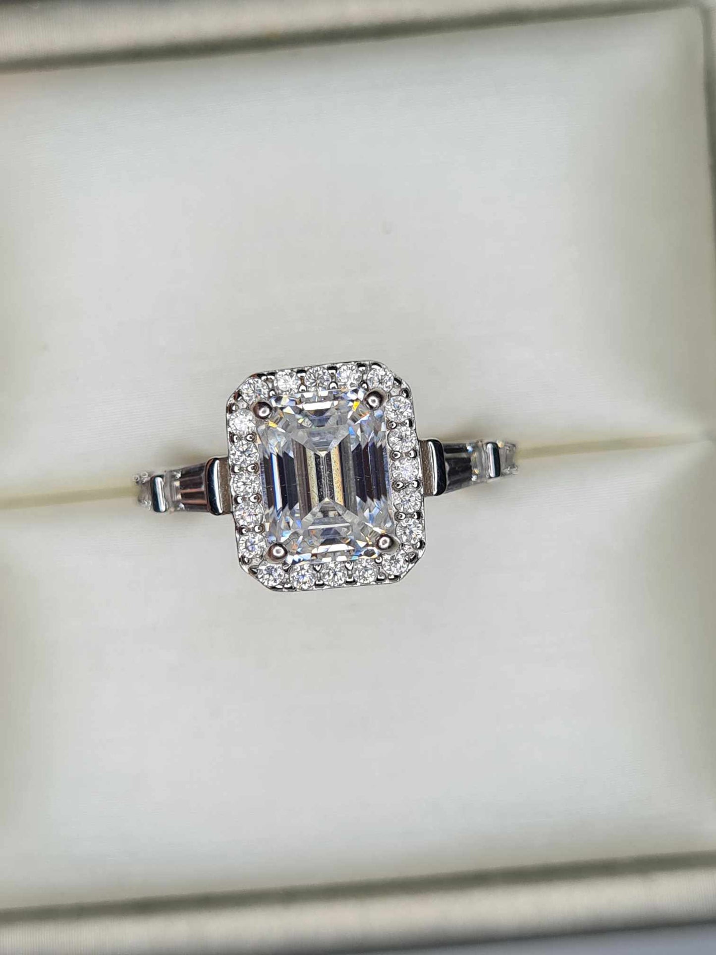 2.42 Ct Moissanite Halo Ring in 925 Sterling Silver with Rhodium Overlay SIZE Q