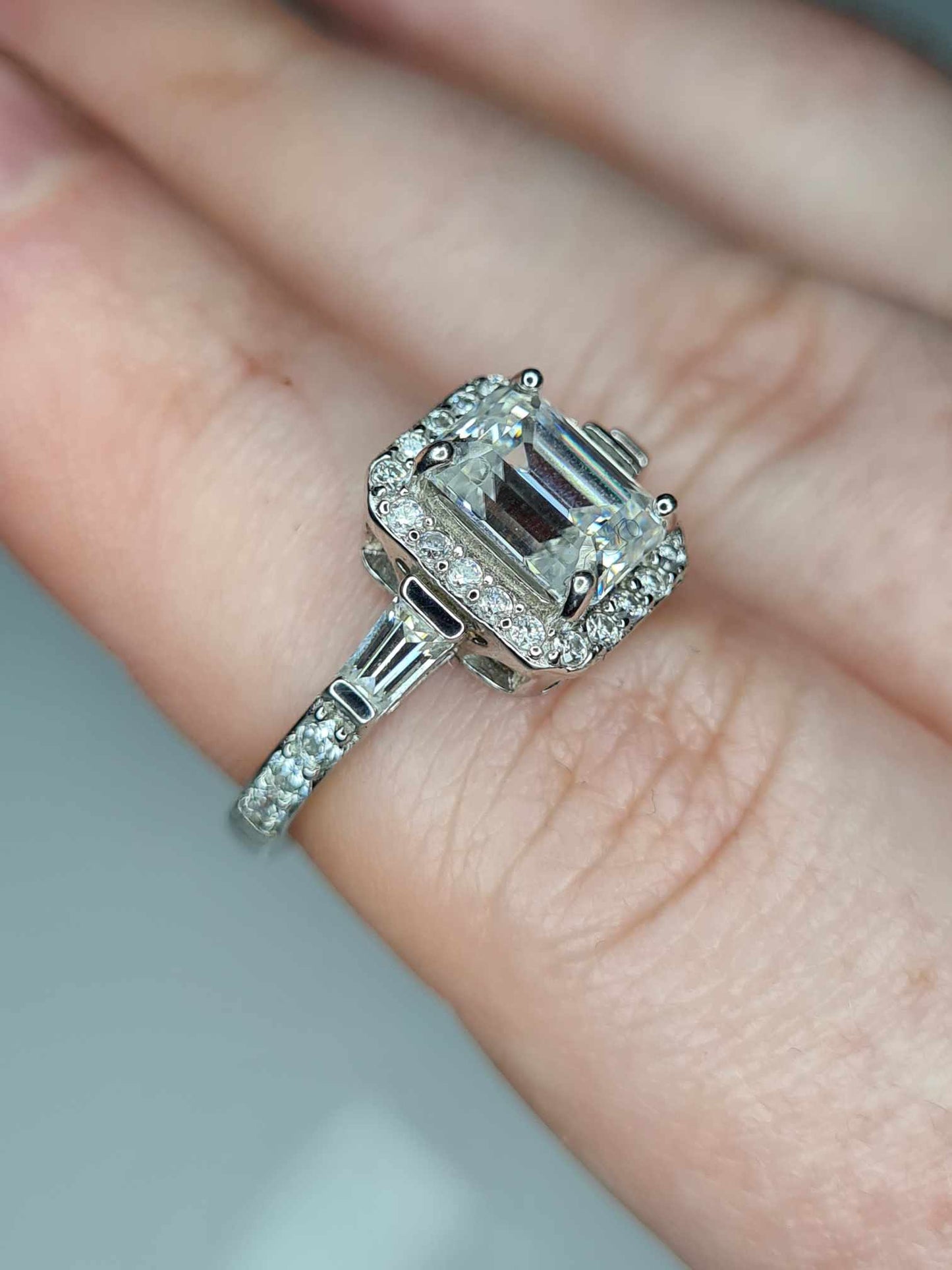 2.42 Ct Moissanite Halo Ring in 925 Sterling Silver with Rhodium Overlay SIZE Q