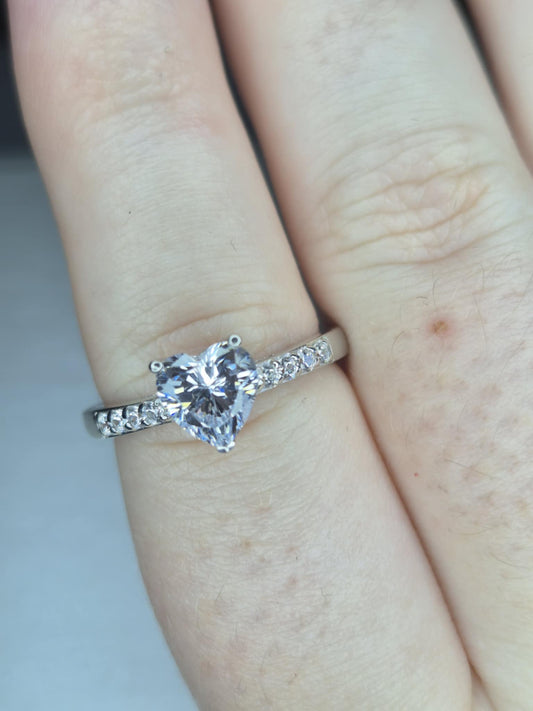 2.51ct Swarovski Zirconia Heart Ring in Rhodium Overlay 925 Sterling Silver