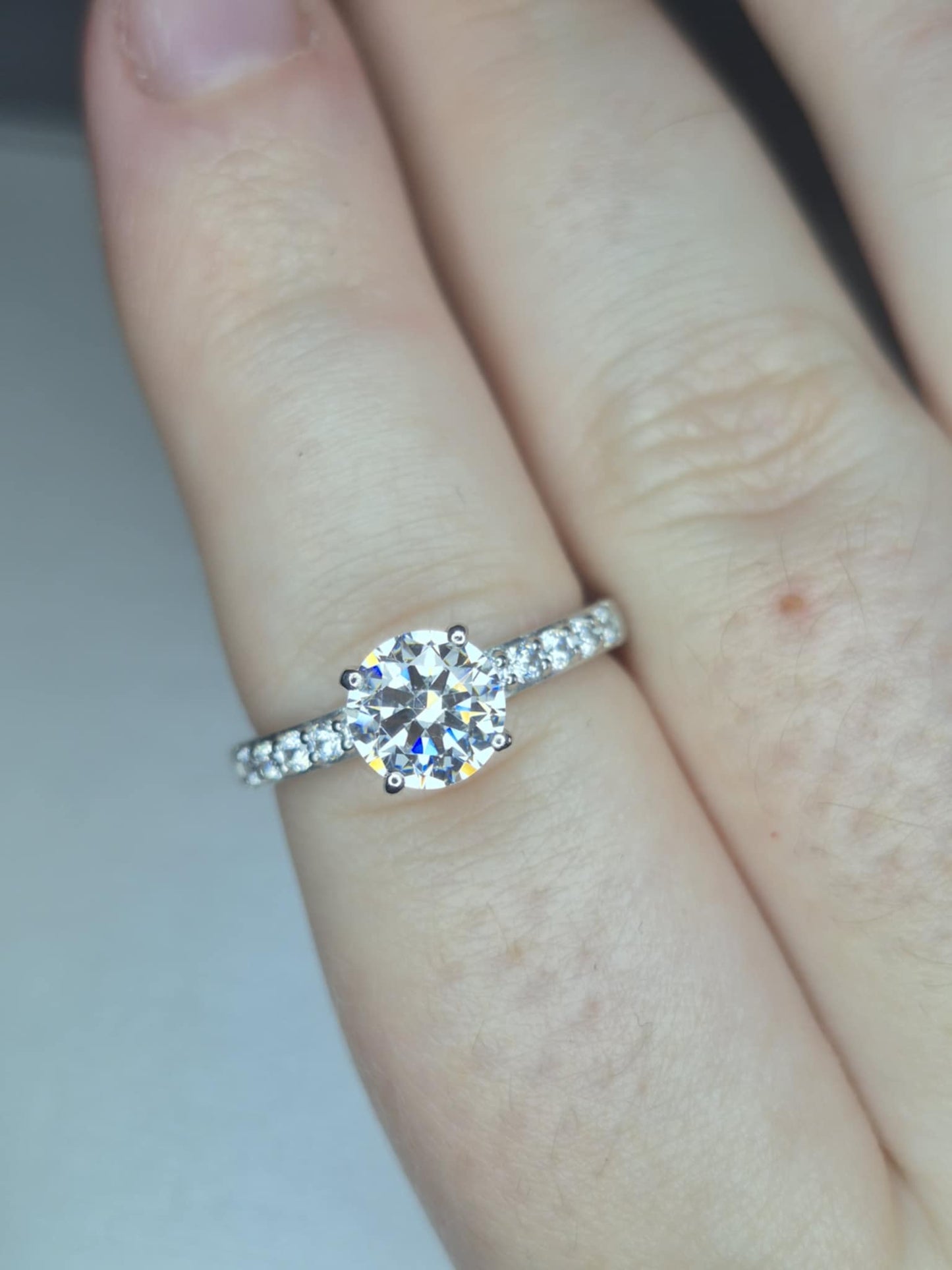 2.86ct Swarovski Zirconia Solitaire Ring in Rhodium Overlay 925 Sterling Silver
