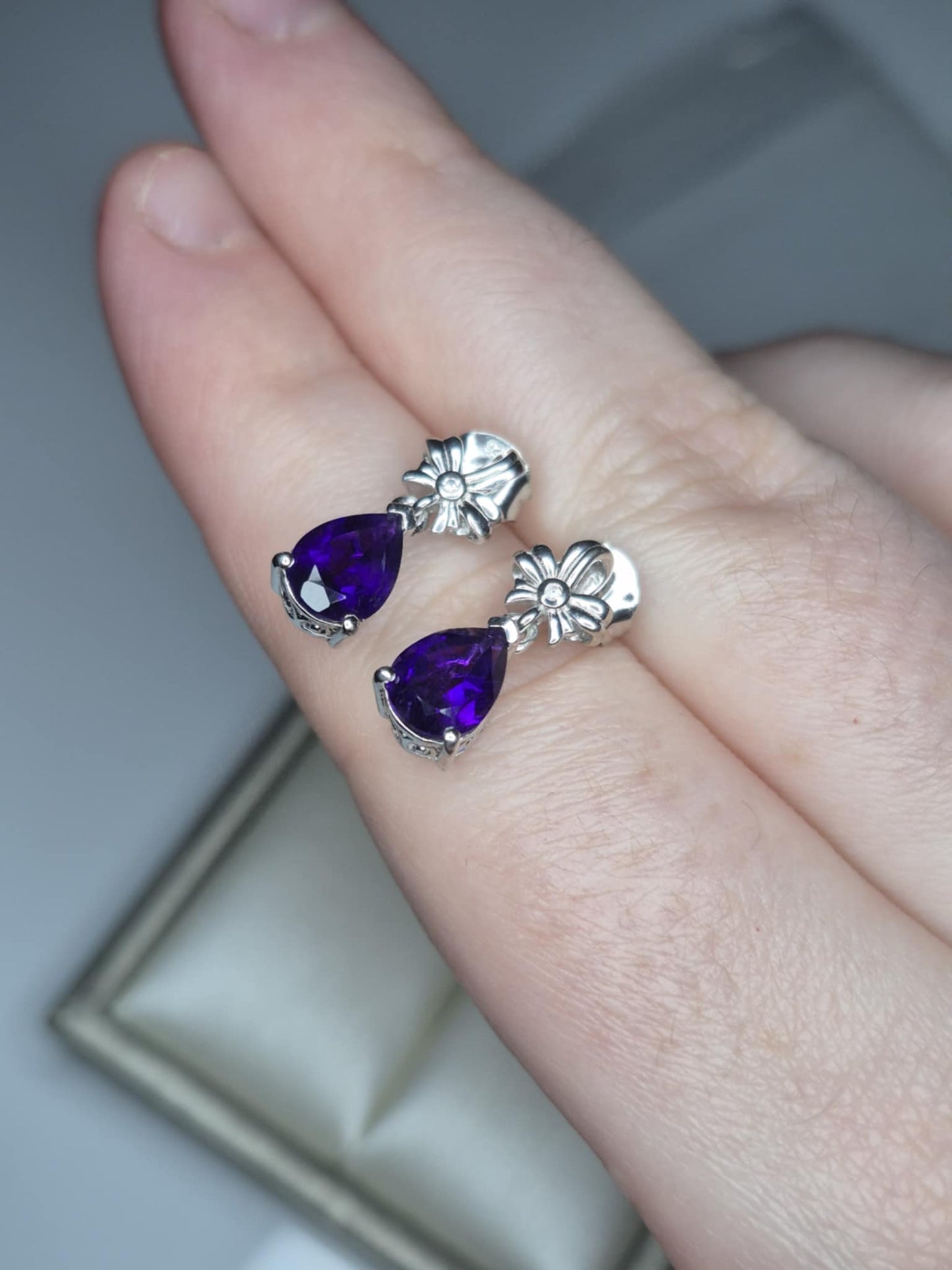 AAA African Amethyst & White Zircon Solitaire Stud Earrings in 925 Sterling Silver