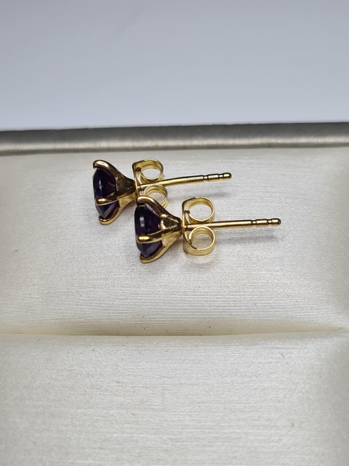 AAA 1.50ct African Amethyst Solitaire Stud Earring in 18K Gold Overlay 925 Sterling Silver