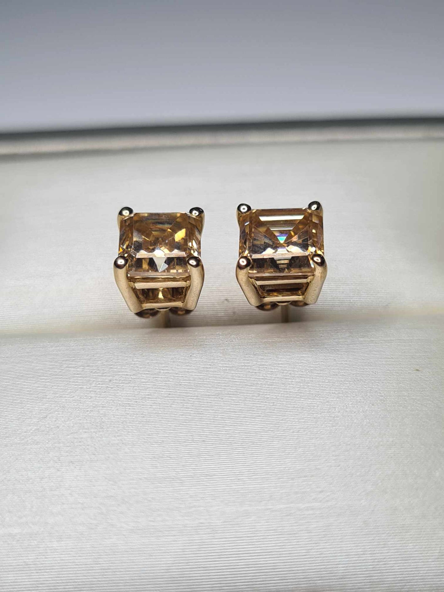 2.50ct 9K Yellow Gold Champagne Moissanite Princess Cut Solitaire Stud Earrings
