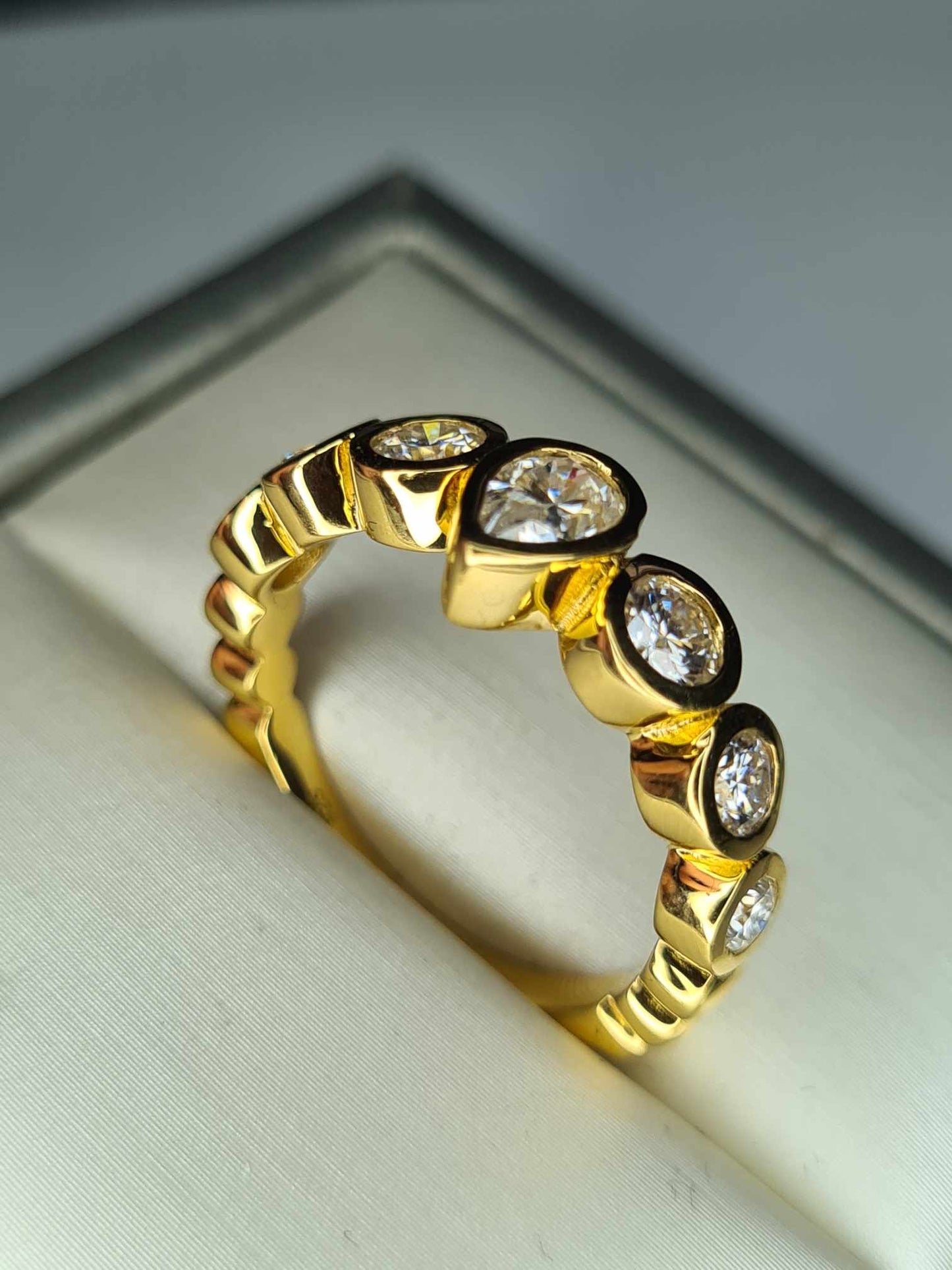 1.36 Ct 7 Stone Moissanite Ring 18k Gold Overlay 925 Sterling Silver SIZE R