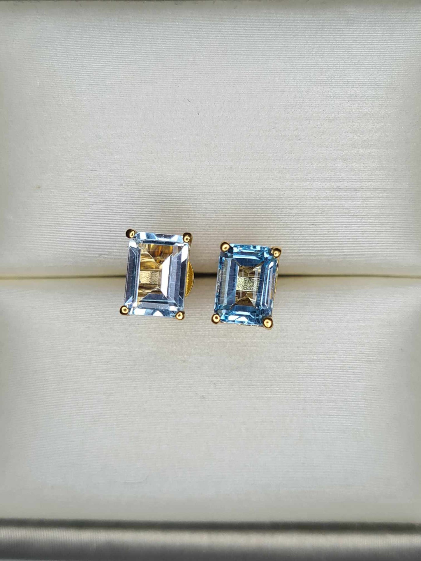 2.73ct Skyblue Topaz Solitaire Earrings in 18K Yellow Gold Overlay 925 Sterling Silver