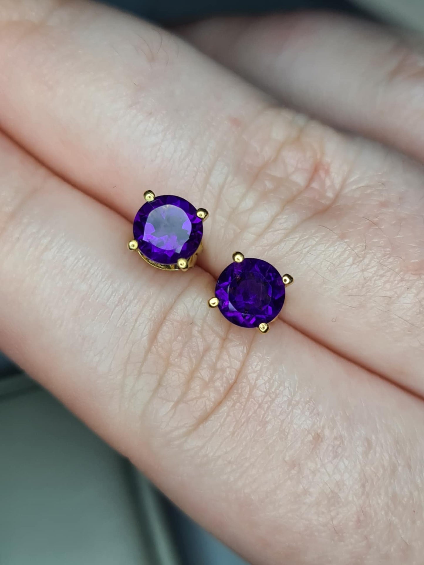 AAA 1.50ct African Amethyst Solitaire Stud Earring in 18K Gold Overlay 925 Sterling Silver