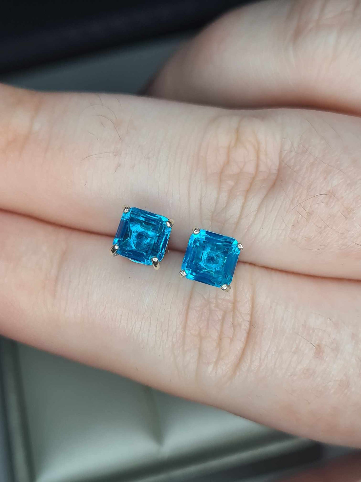 2.86ct Capri Blue Triplet Quartz Solitaire Earrings in Platinum Overlay 925 Sterling Silver