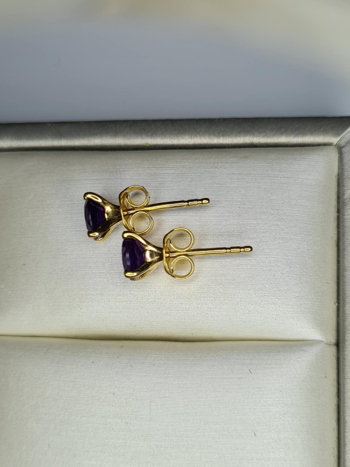 AAA 1.50ct African Amethyst Solitaire Stud Earring in 18K Gold Overlay 925 Sterling Silver