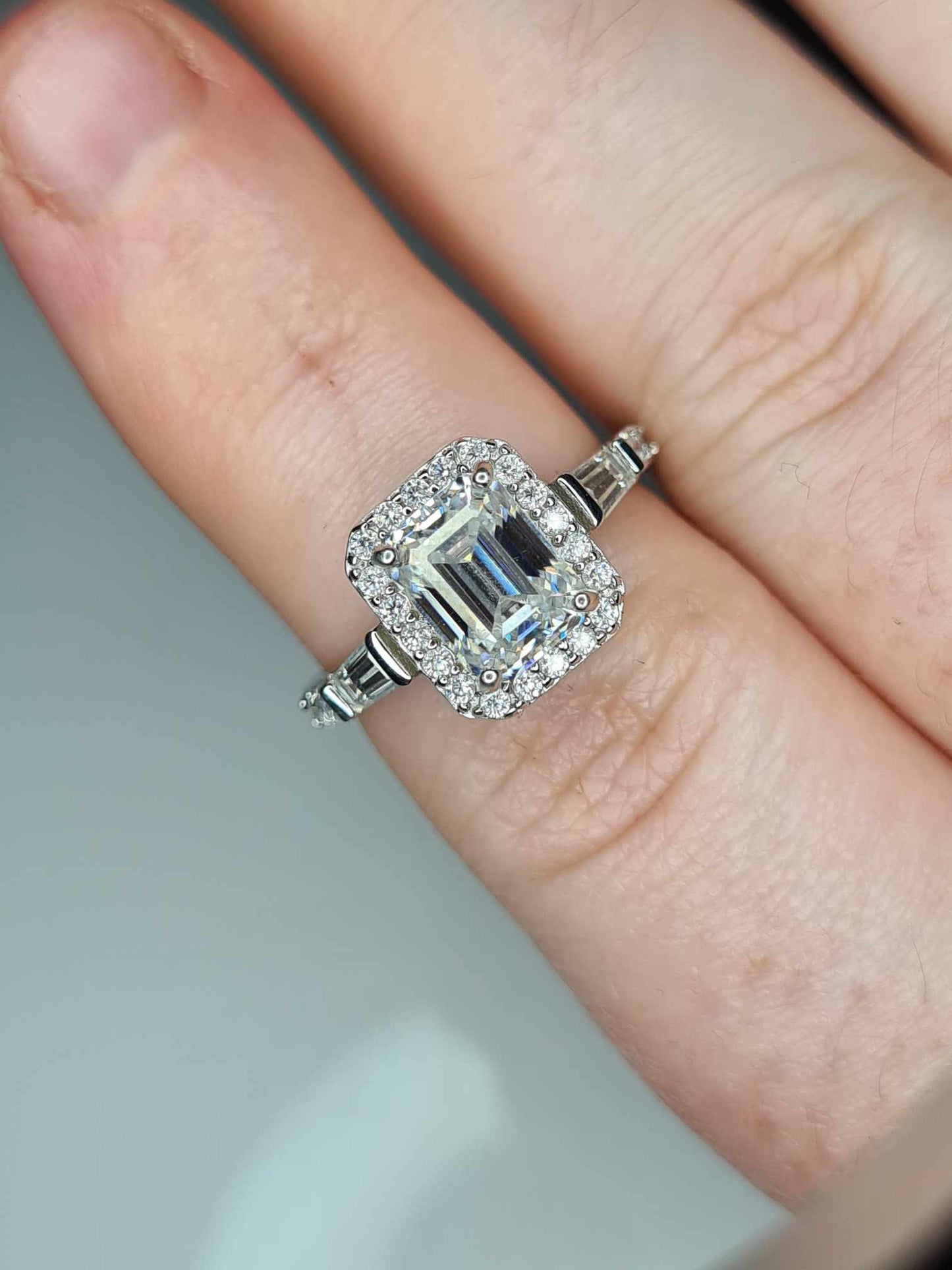 2.42 Ct Moissanite Halo Ring in 925 Sterling Silver with Rhodium Overlay SIZE Q