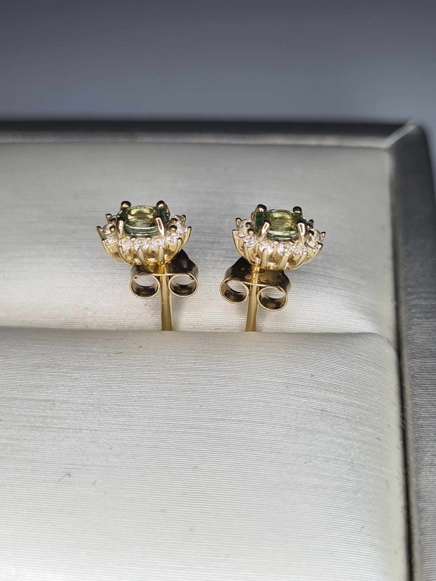 0.73ct 9K Yellow Gold Green Sapphire & Natural Zircon Stud Earrings