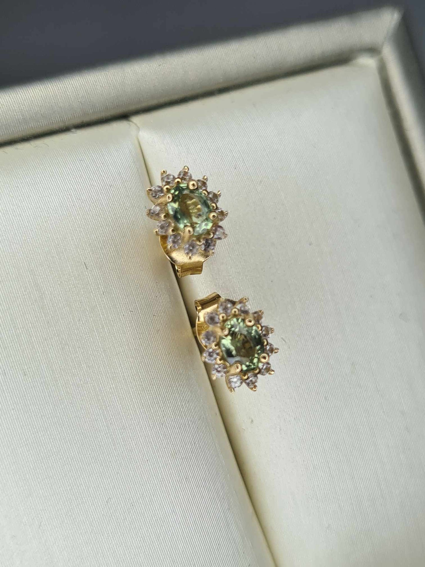 0.73ct 9K Yellow Gold Green Sapphire & Natural Zircon Stud Earrings
