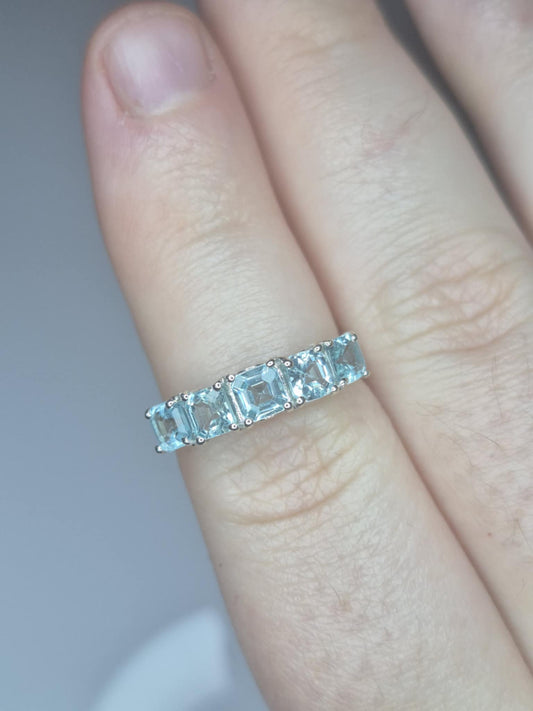 2.22ct Lagoon Apatite &Lab Grown Diamond 5 Stone Ring in Rhodium Overlay 925 Sterling Silver