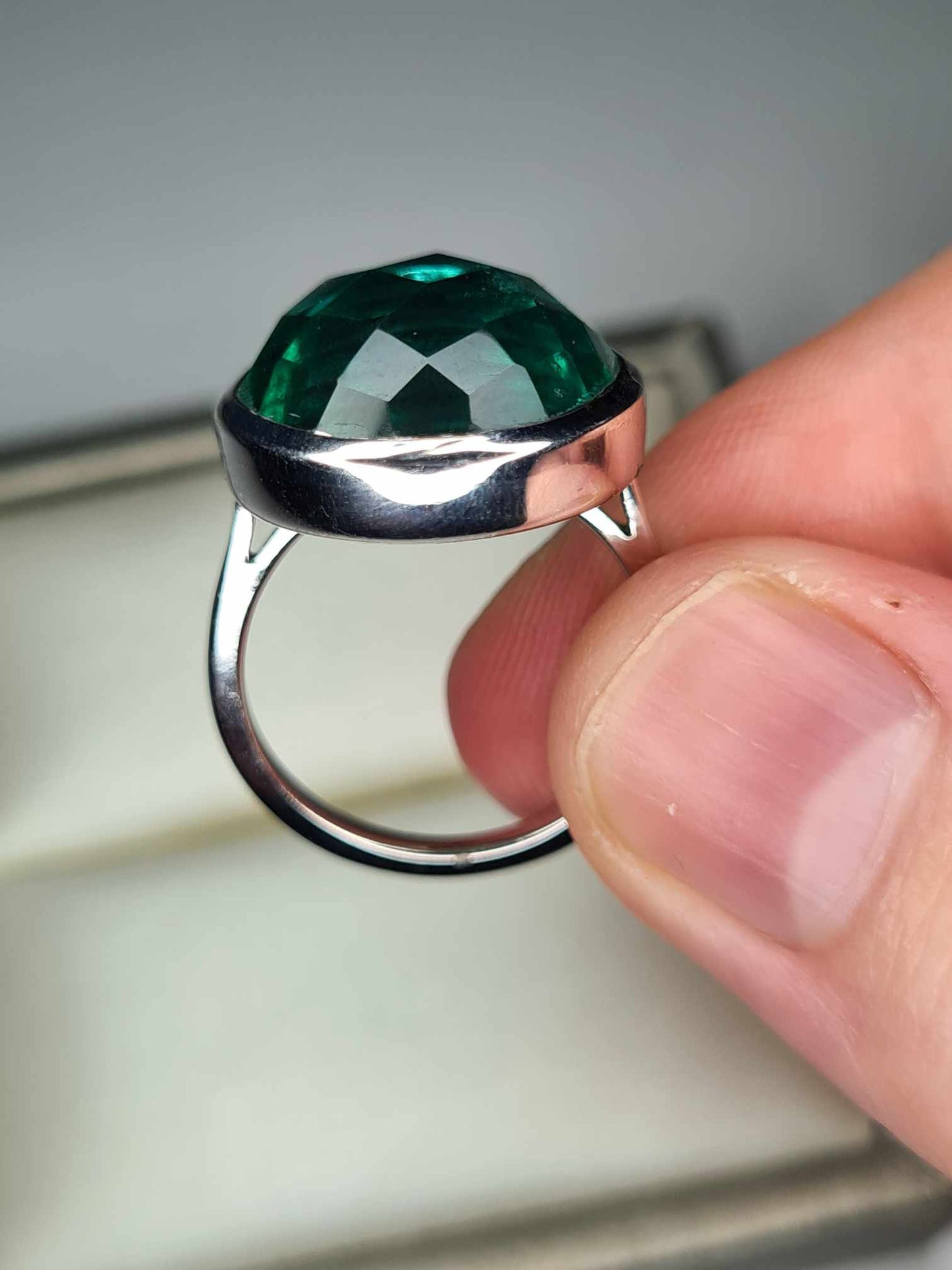 13.15ct Peacock Triplet Quartz Solitaire Ring in 925 Sterling Silver SIZE L